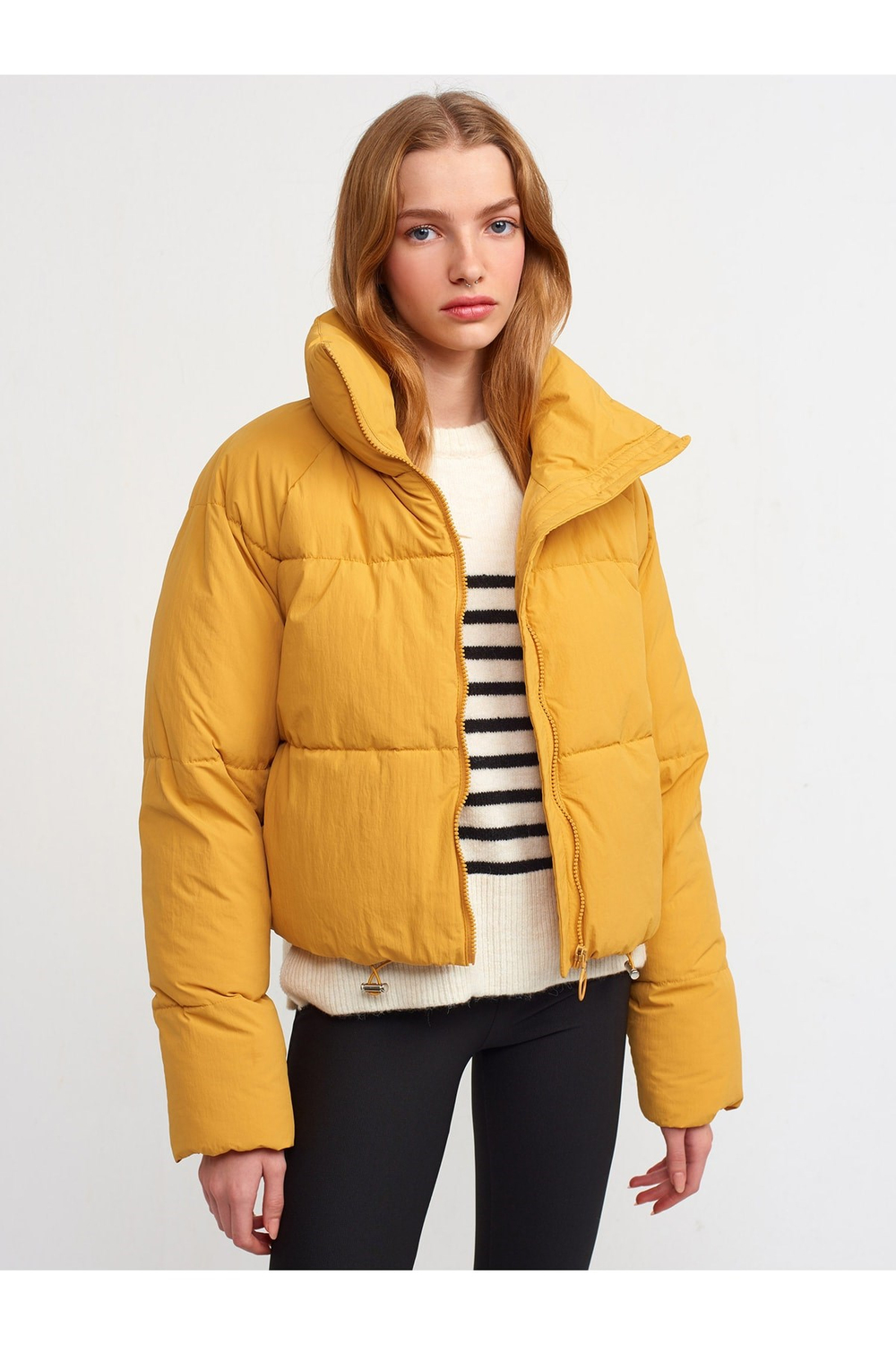 60322 Reglan Kollu Şişme Mont-hardal