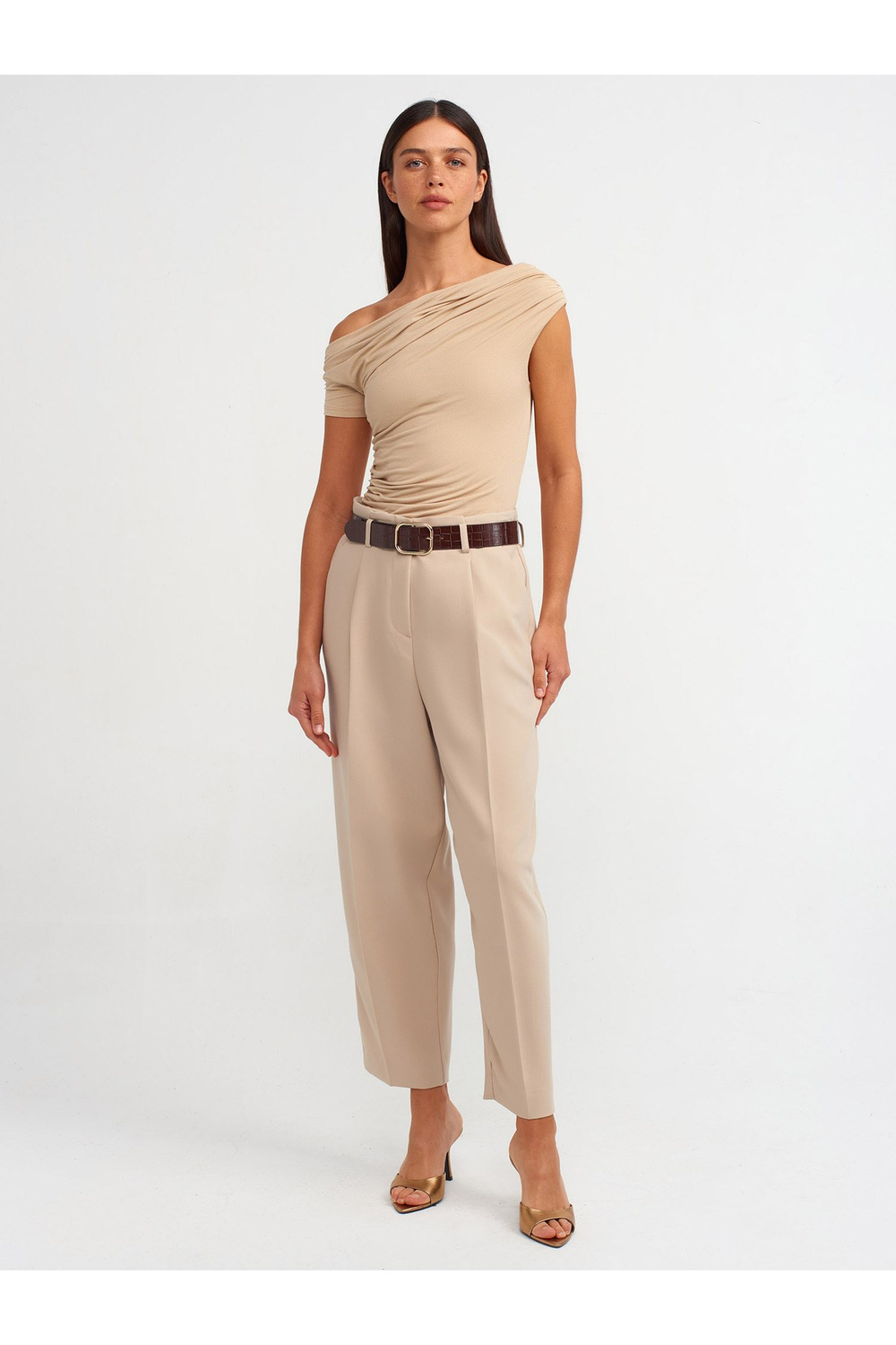 71297 Kemerli Havuç Fit Pantolon-Bej