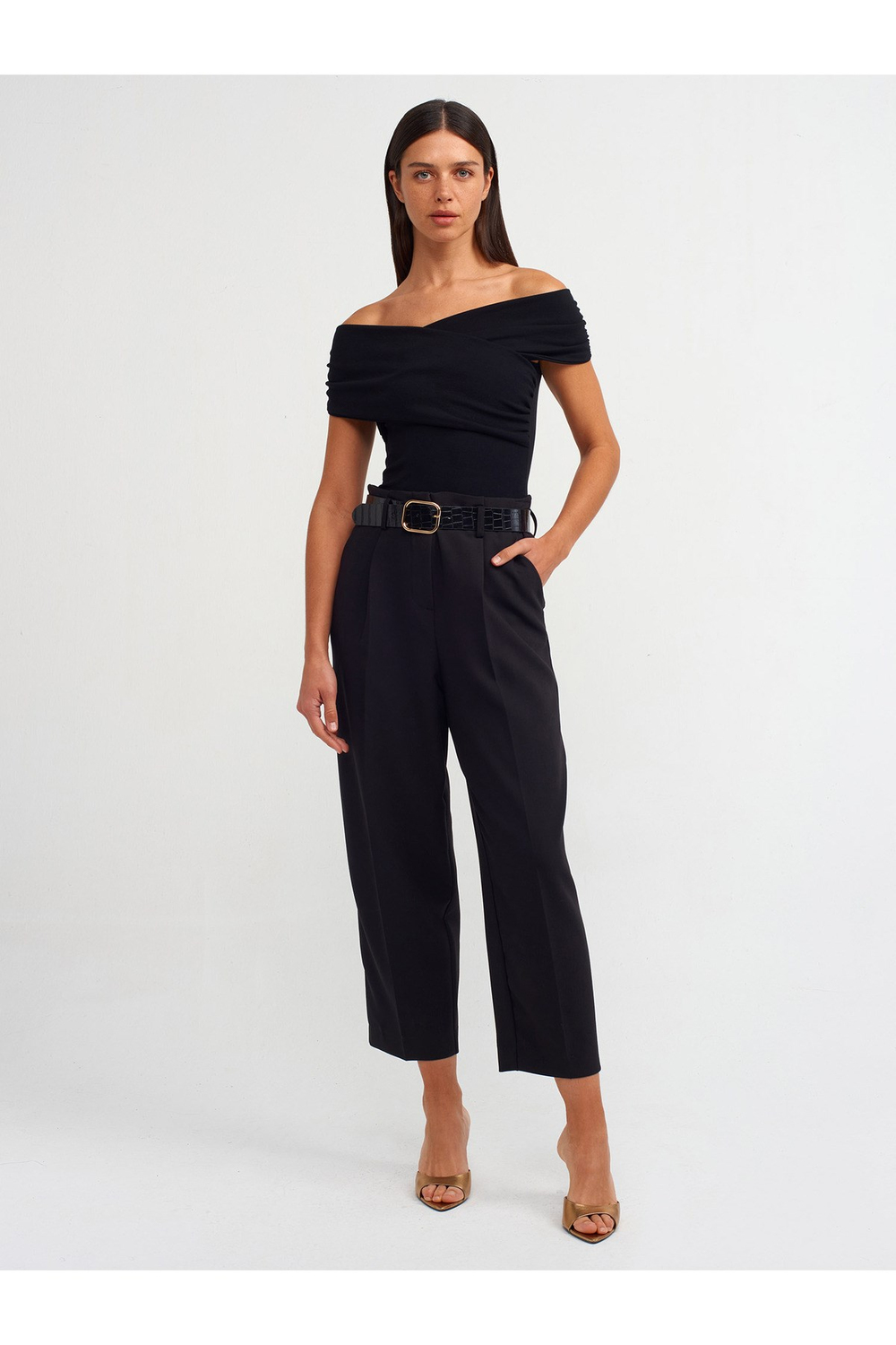 71297 Kemerli Havuç Fit Pantolon-Siyah