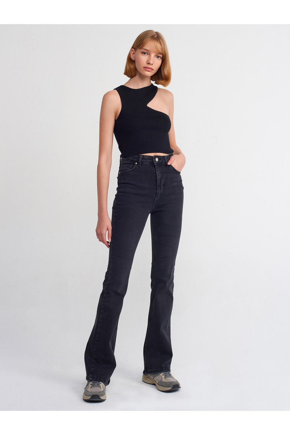 71376-siyah-likrali-flare-denim-pantol-e-ed3f.jpg