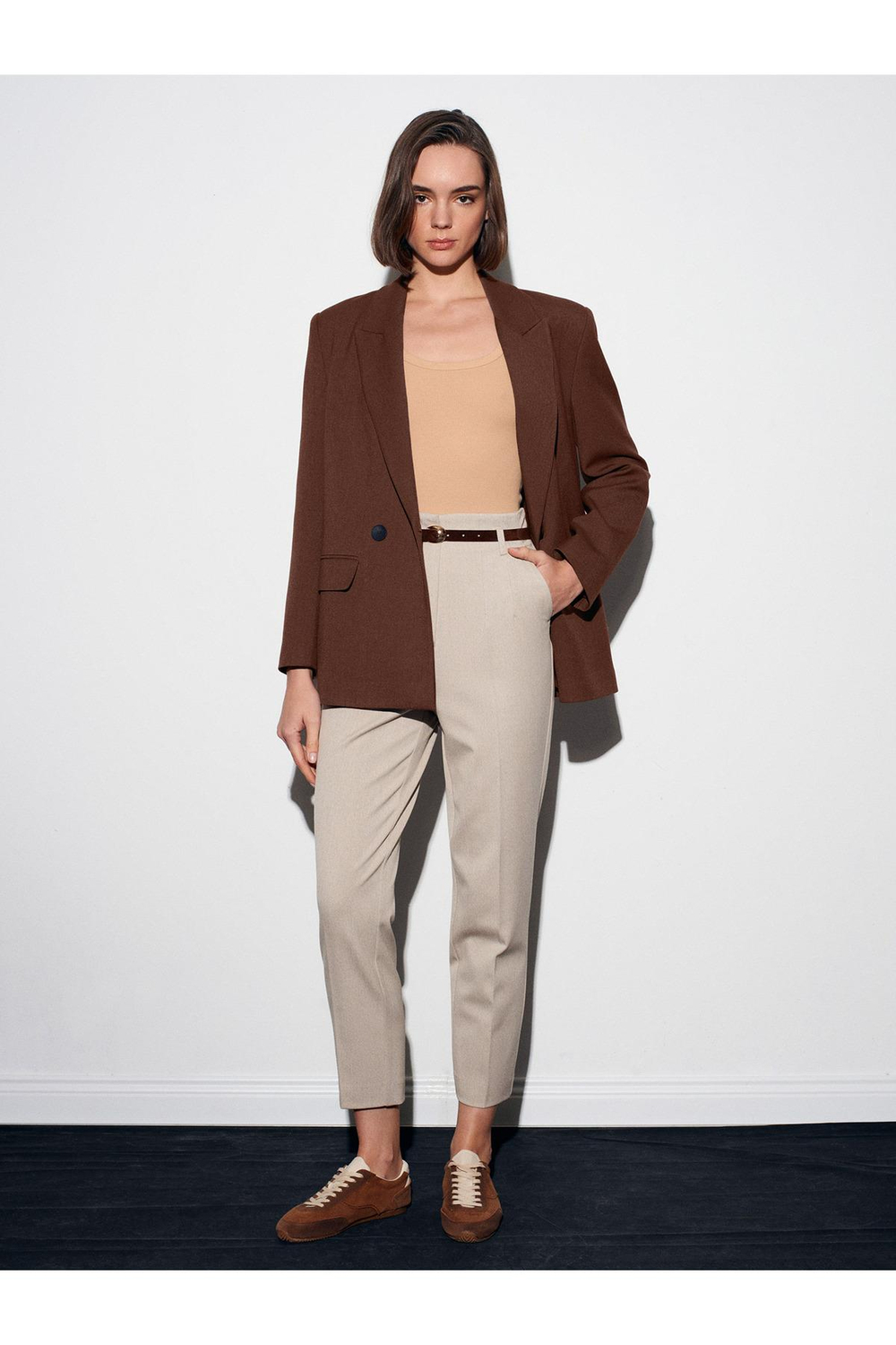 72181-kemerli-yuksek-bel-pantolon-tas-6-bb17.jpg