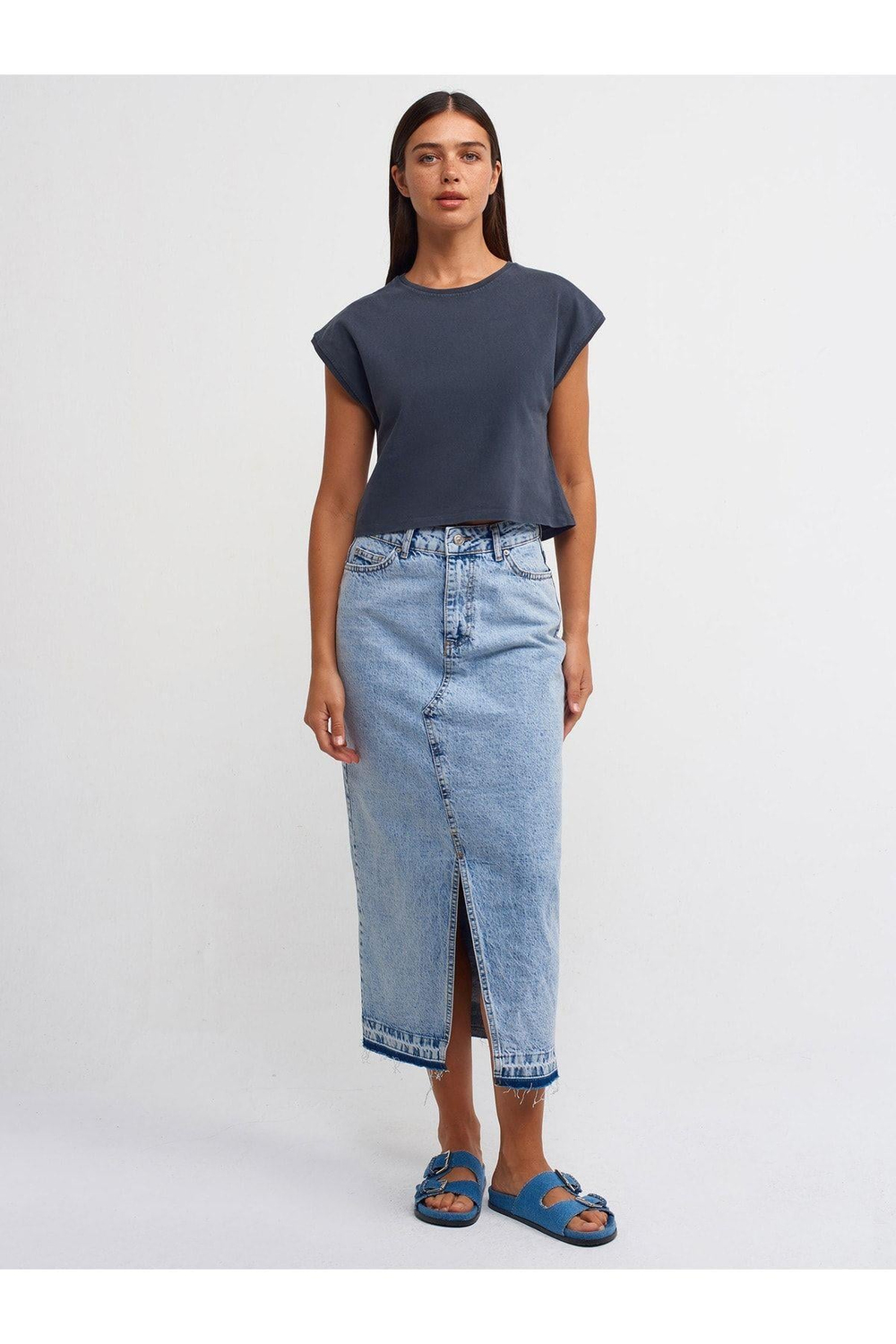 80526-onu-yirtmacli-uzun-denim-etek-ma-8-90b7.jpg