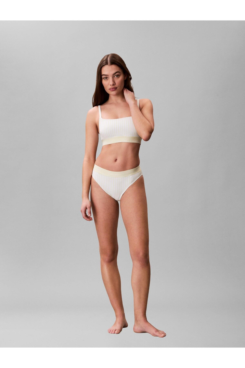 bikini-d677df.jpg