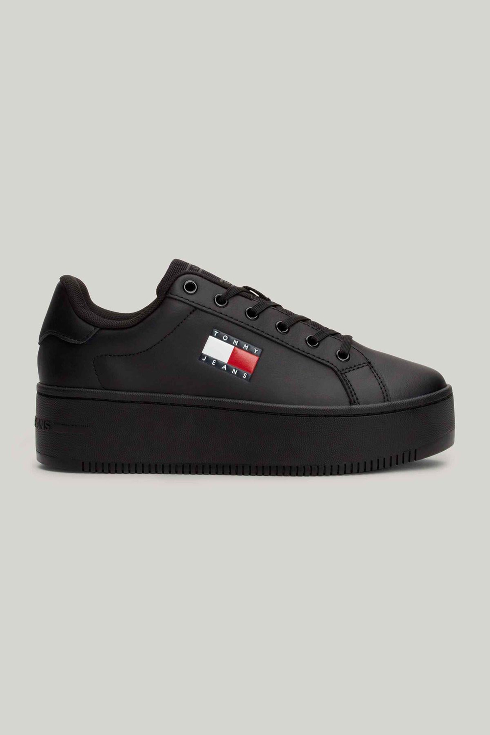 black-sneaker-for-kadin-kiz-4cf5fc.jpg
