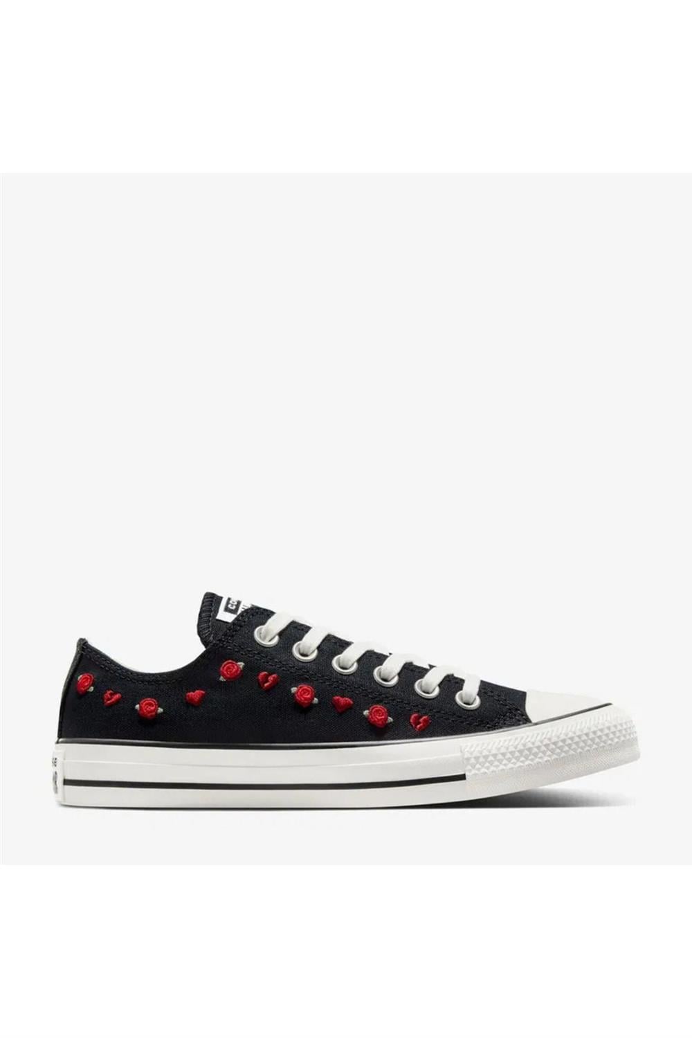 Chuck Taylor All Star Valentine's Day Roses Kadın Siyah Sneaker