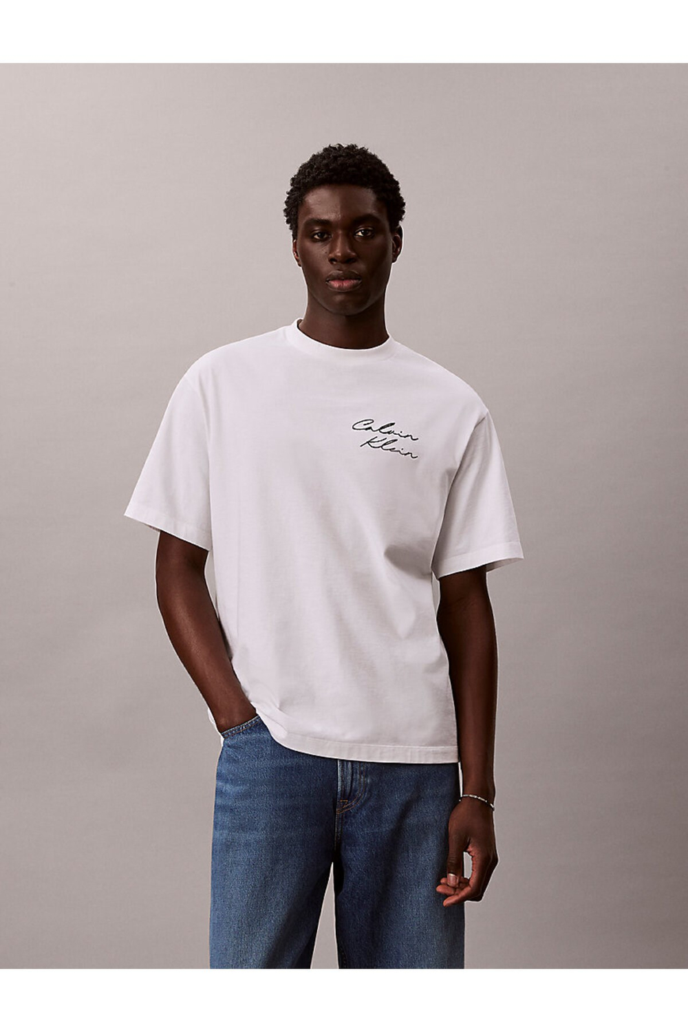 erkek-16s-april-grafik-detayli-t-shirt--a4338.jpg