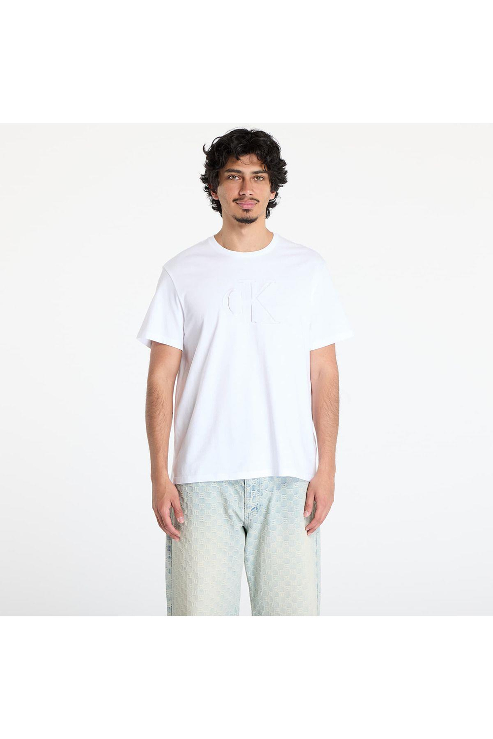erkek-bisiklet-yaka-kisa-kol-slim-fit--474-b1.jpg