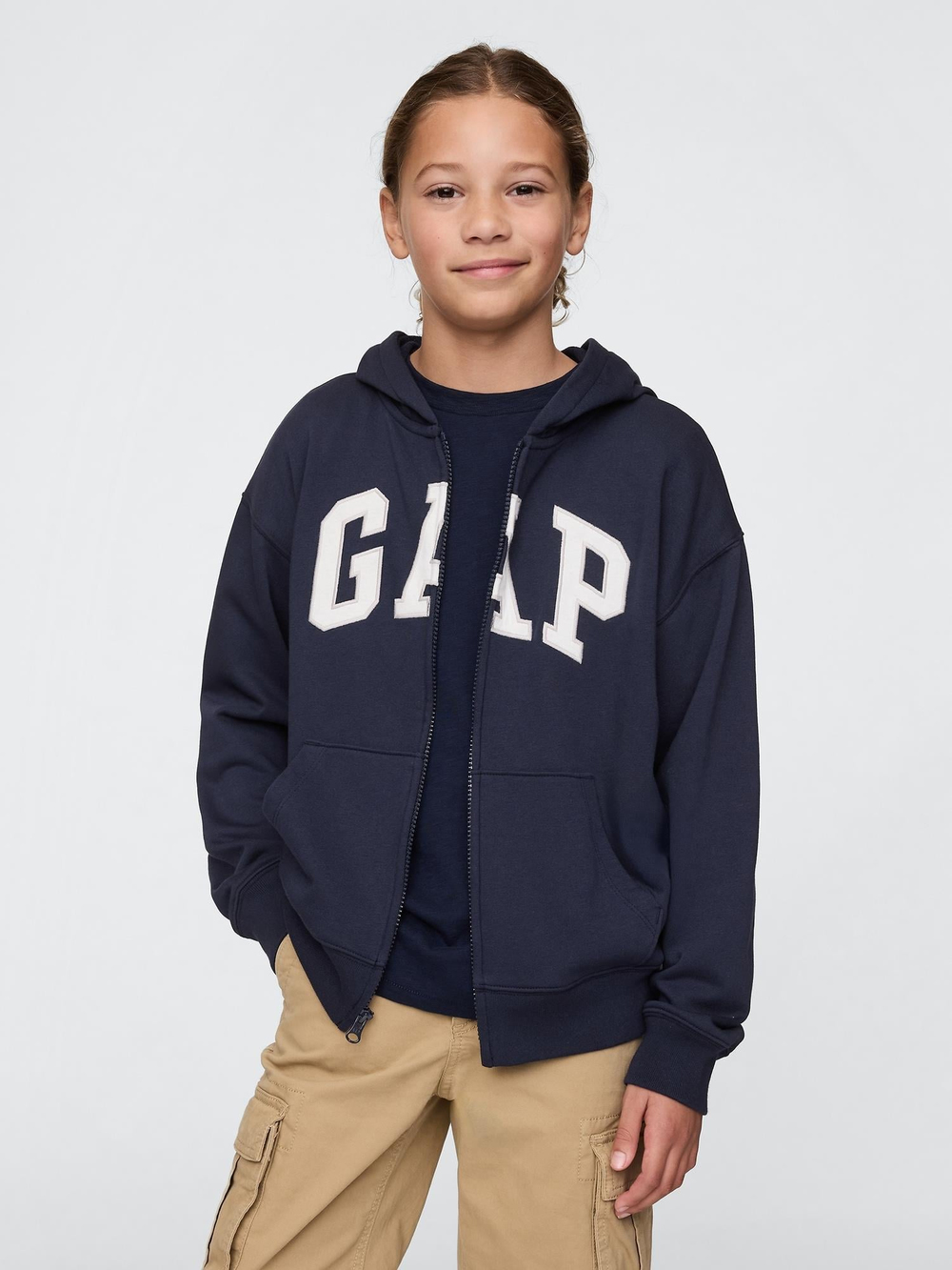 erkek-cocuk-gap-logo-relaxed-fermuarli-cb2e39.jpg