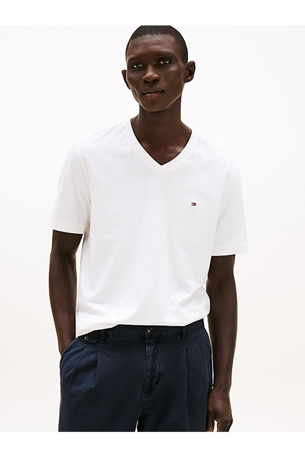 erkek-essential-v-neck-t-shirt-57df-4.jpg