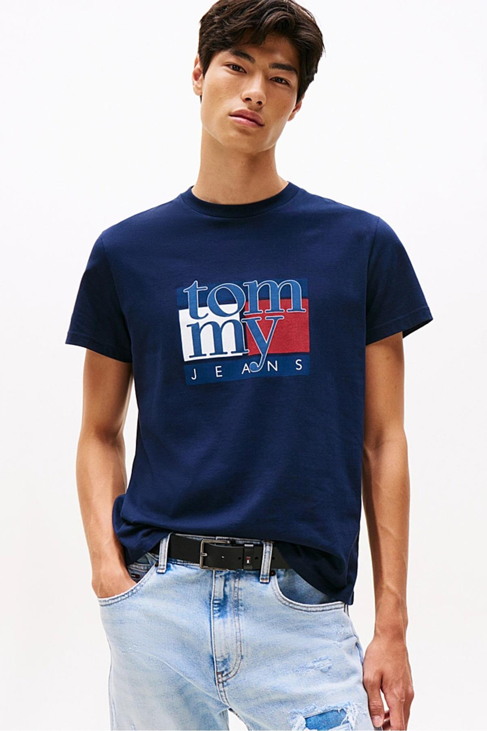 erkek-slim-fit-grafik-baskili-t-shirt--4764-b.jpg