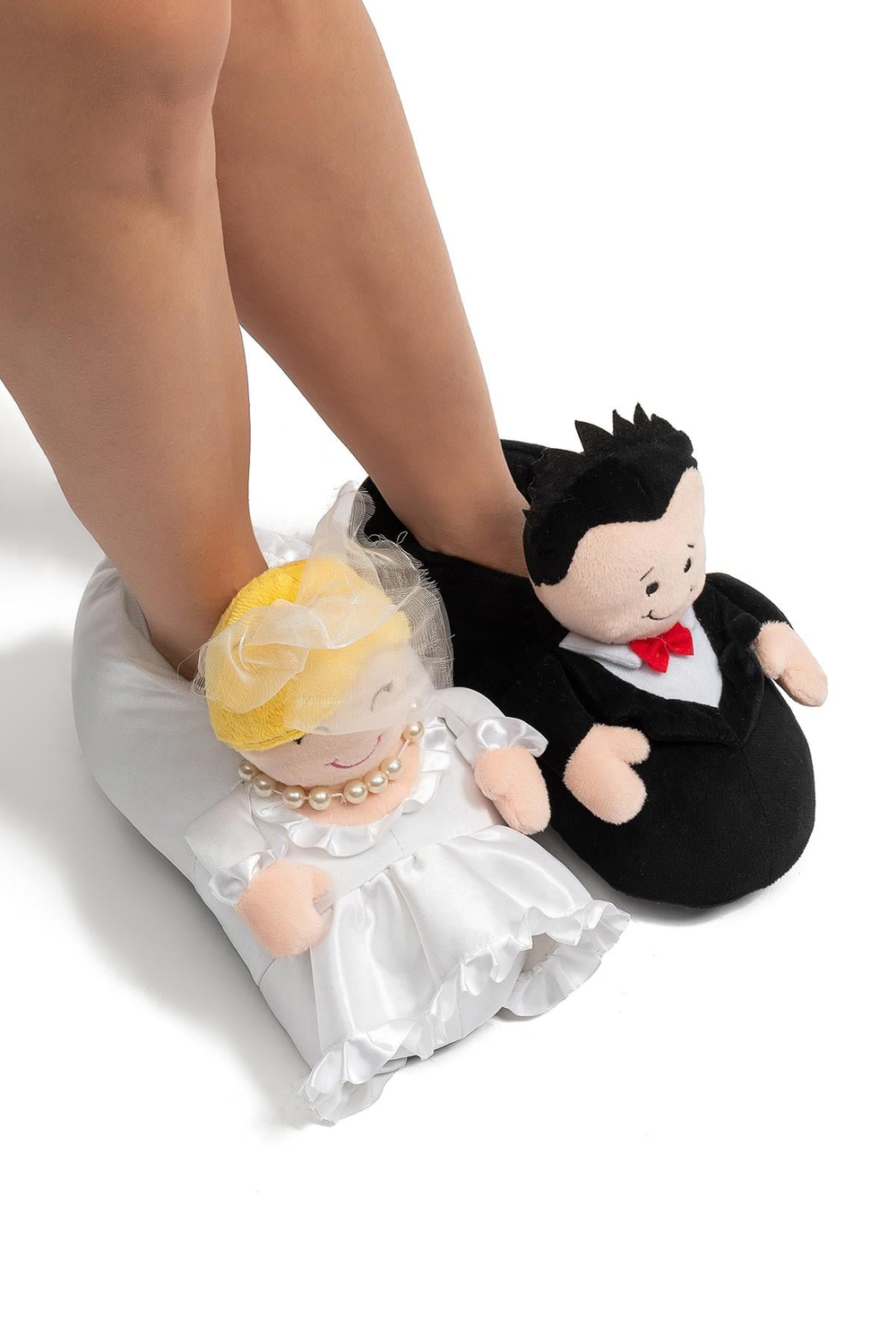 gelin-damat-kadin-panduf-siyah-beyaz-3-896b-2.jpg