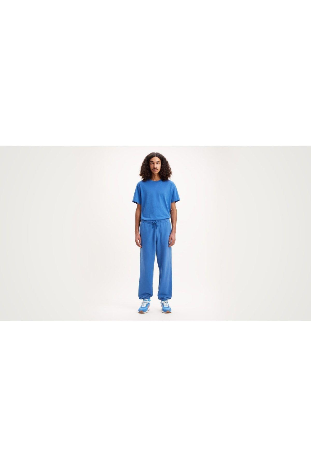 gold-tab-sweats-5-0cb3.jpg