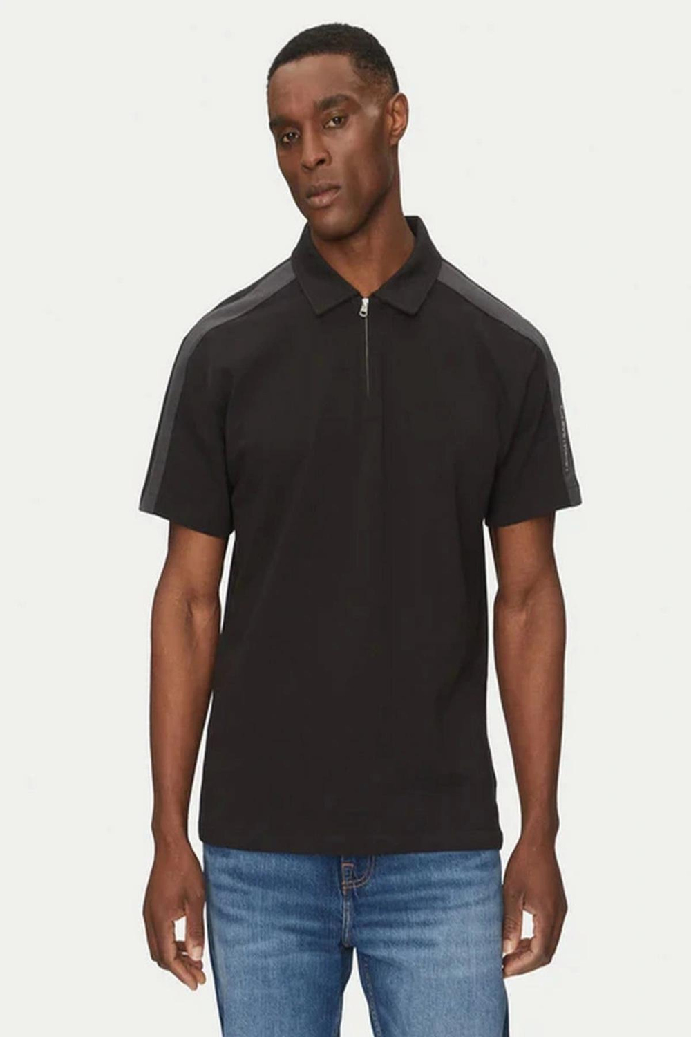 logo-tape-polo-1-60a5.jpg