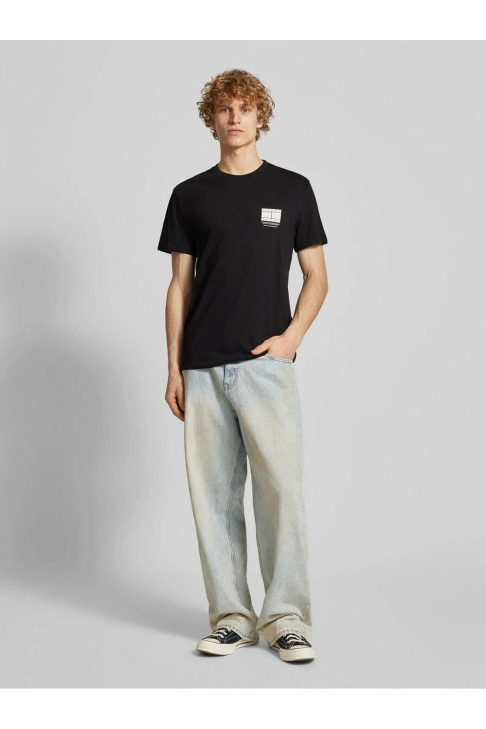 tjm-reg-dna-graphic-tee-ext-c4e1ba.jpg
