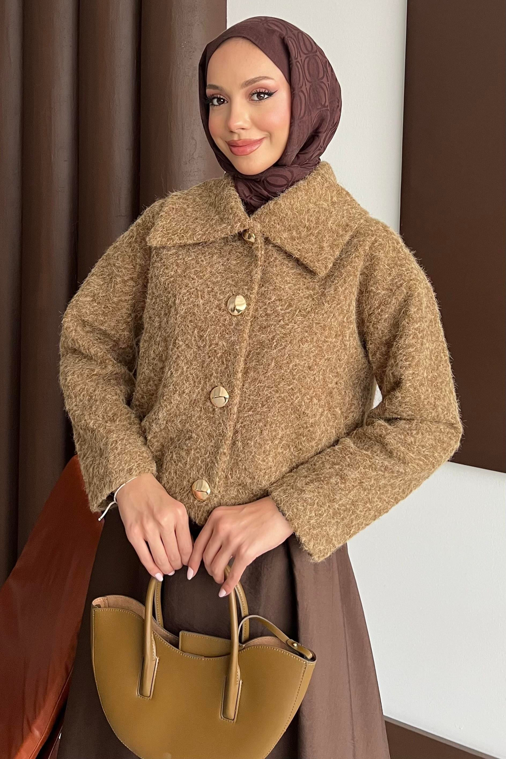 Dora Kumaş Kısa Kaban Taba