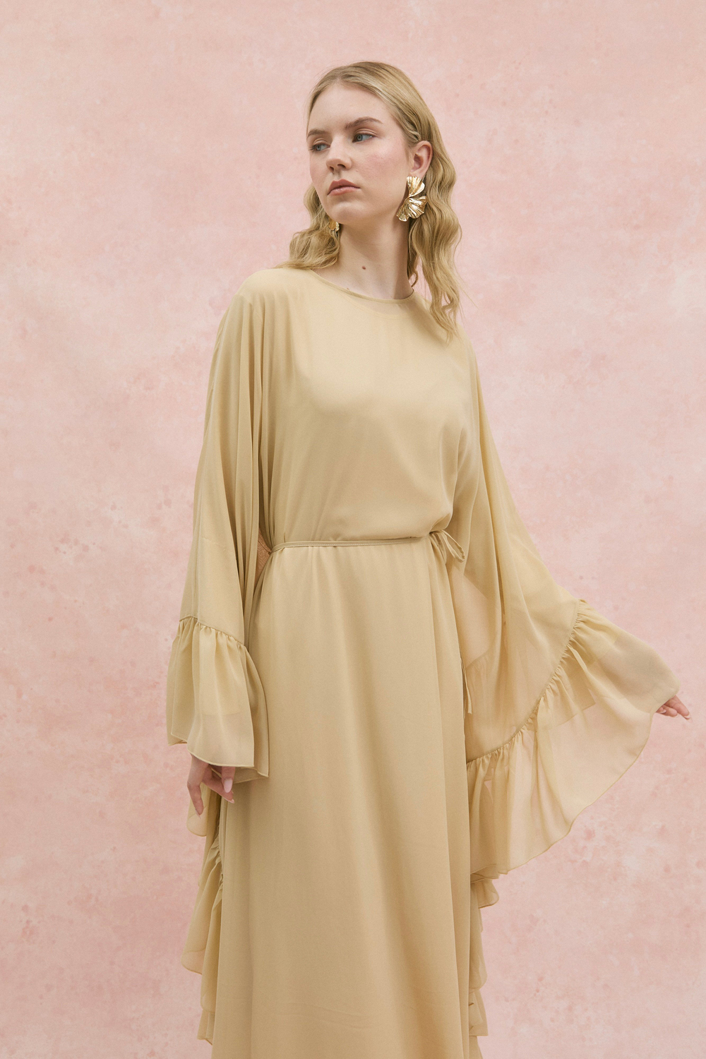 Fırfırlı Şifon Abaya Bej