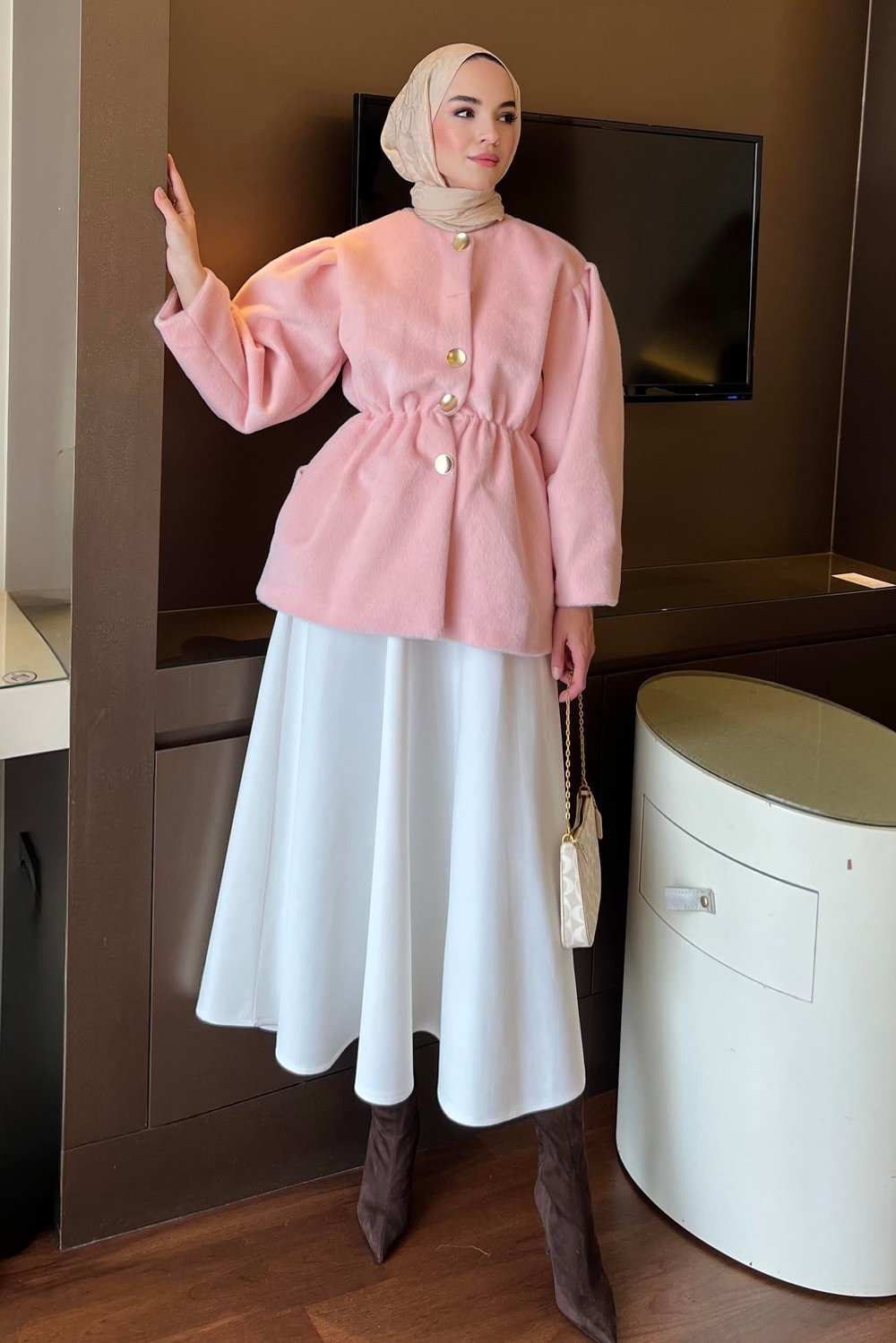 Yumoş Bağcıklı Kaban Pembe