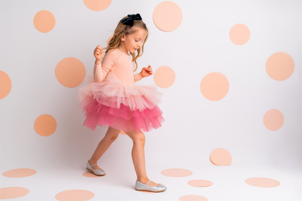 MINI CELEBRITIES - SALMON DUSTY