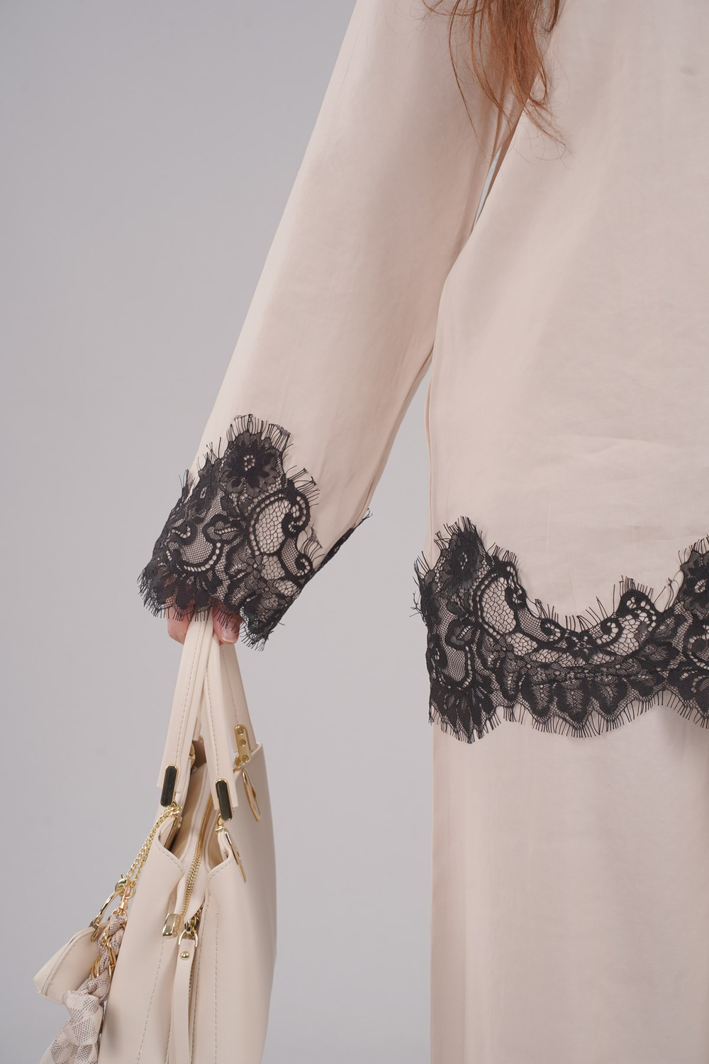 Kadın Dantel Detaylı İkili Takım -Tunik ve Bol Paça Pantolon-Tesettür Uyumlu