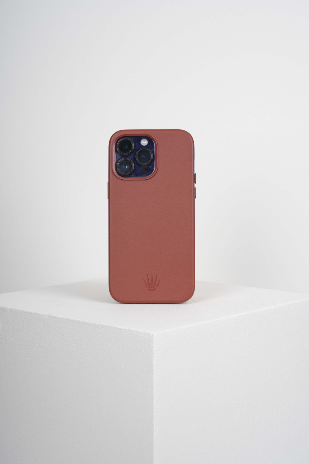 Triton Iphone 15 Pro Max Kiremit Kılıf Manyetik Özellikli Deri Kılıf