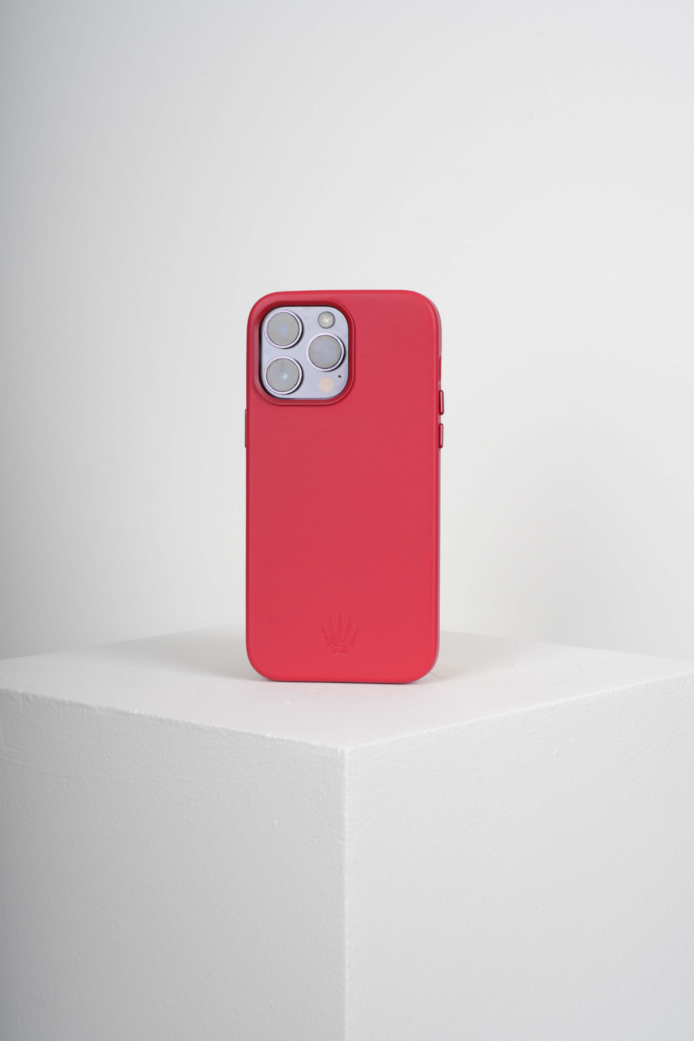 Triton Iphone 15 Pro Max Kırmızı Kılıf Manyetik Özellikli Deri Kılıf