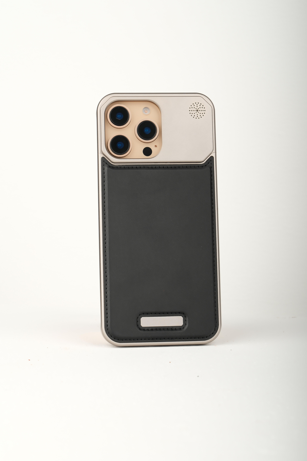 Therock 16 Pro Max Titanyum Gri Manyetik Özellikli Alüminyum Alaşımlı Hakiki Deri,Kokulu Metal Kızaklı Telefon Kılıfı