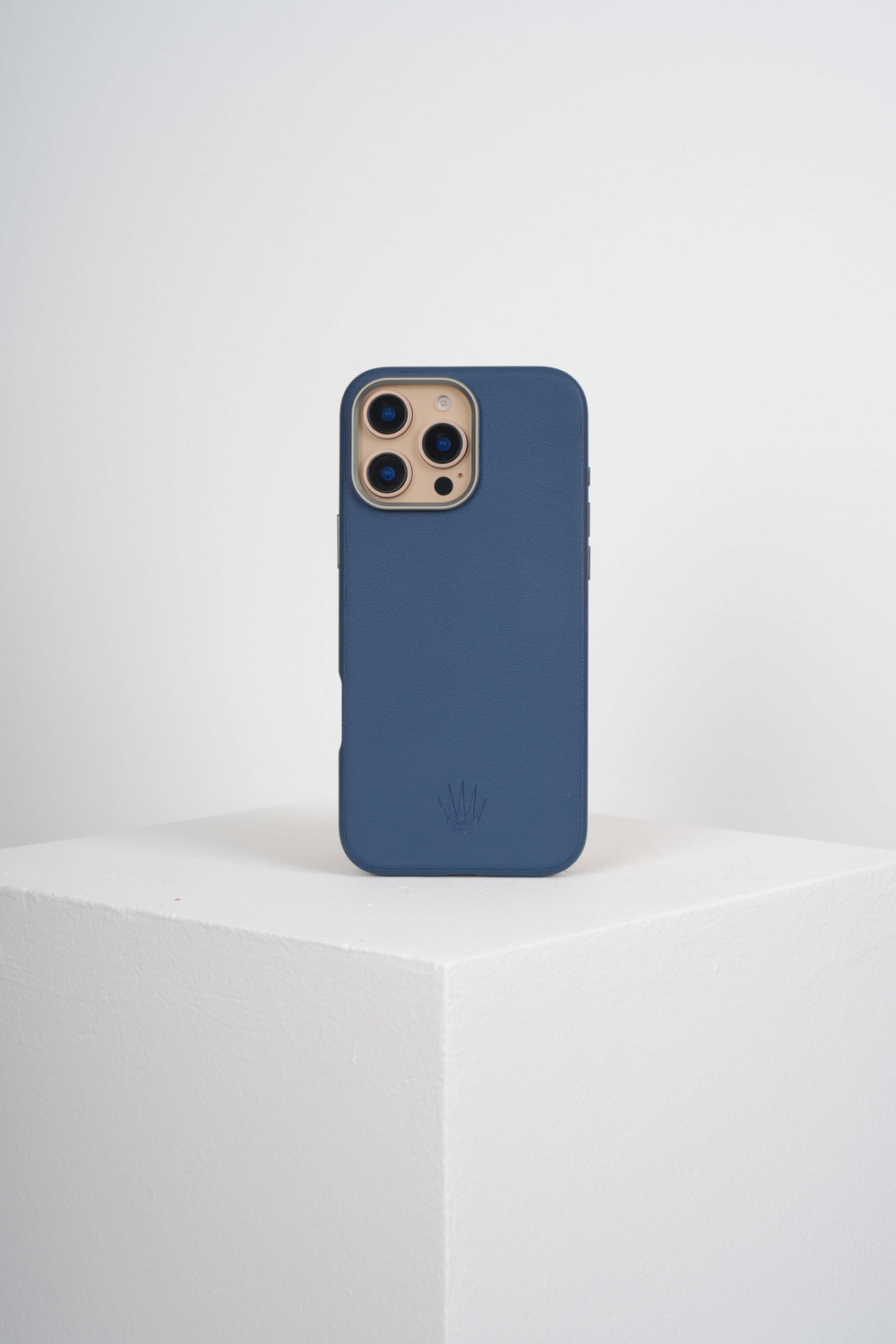 Luxe Iphone 16 Pro Max Mavi Kılıf Magsafe Özellikli Deri Kılıf