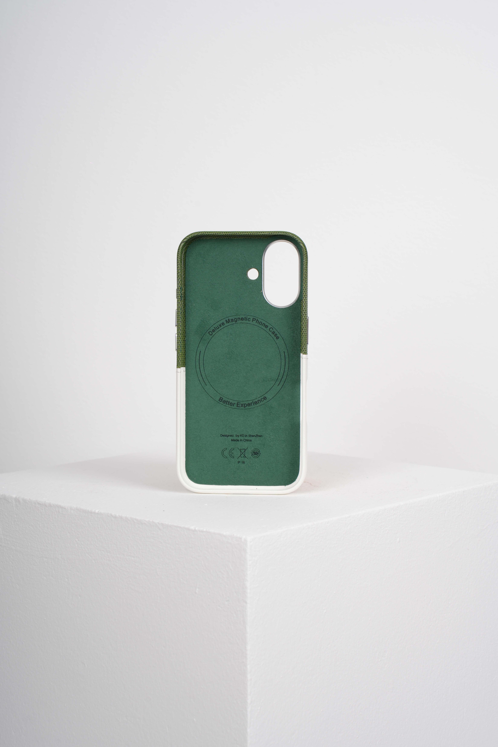 Nova Iphone 16 Deri Kartlıklı Telefon Kılıfı Yeşil-Beyaz 