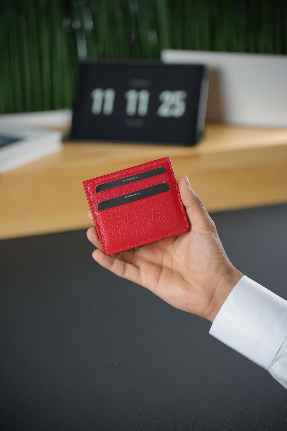 Slim Hakiki Deri Red Kartlık & Cüzdan - 8 Kart Bölmeli, Çelik Çıtçıt Kilit Sistemi, Para Bölmeli Dikiş Detaylı Pair