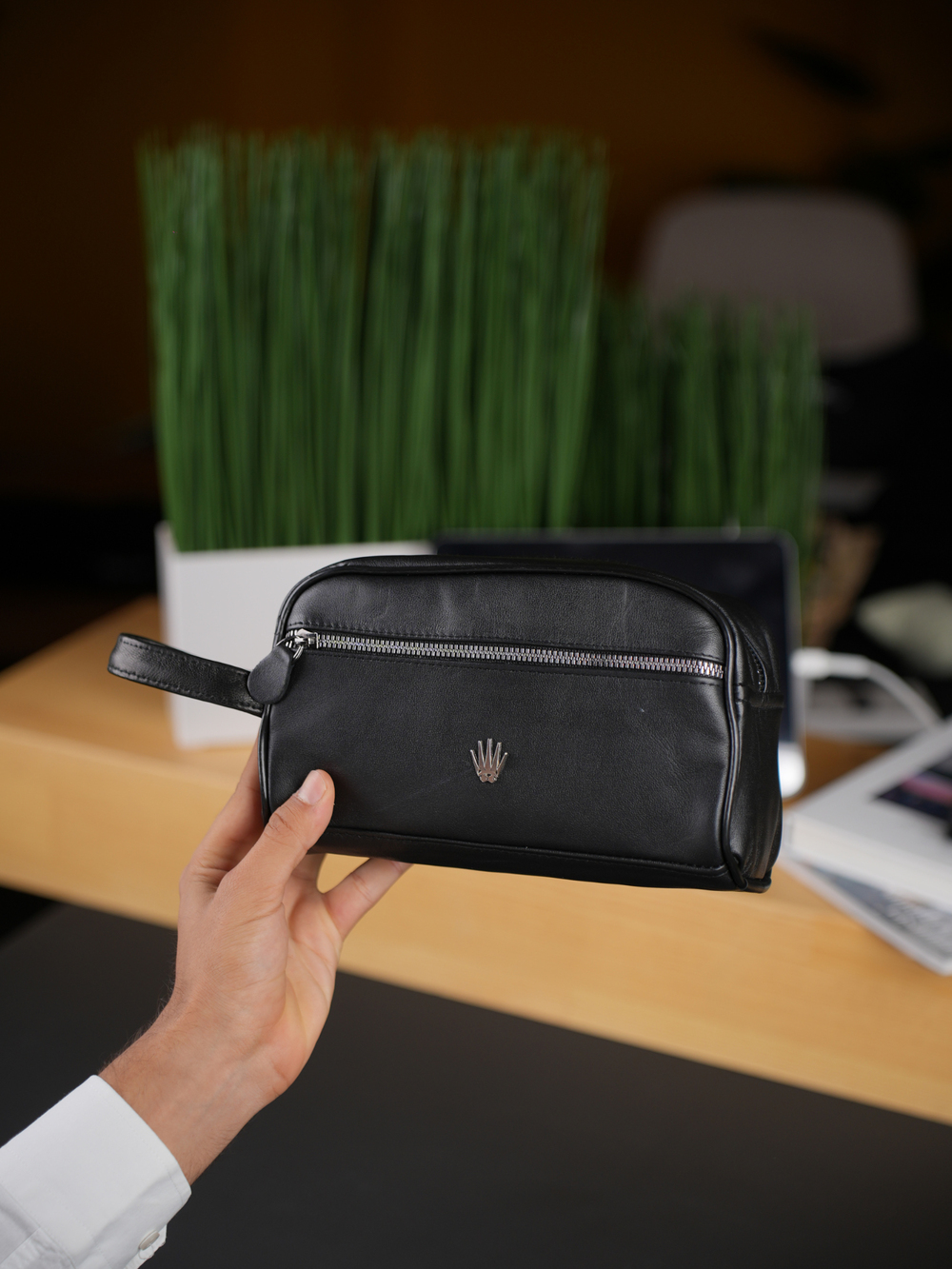 VEREV SİYAH HAKİKİ DERİ EL ÇANTASI