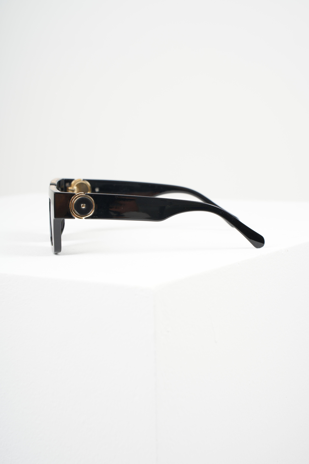 ROYAL EYEWEAR RE2309 SİYAH GÜNEŞ GÖZLÜĞÜ