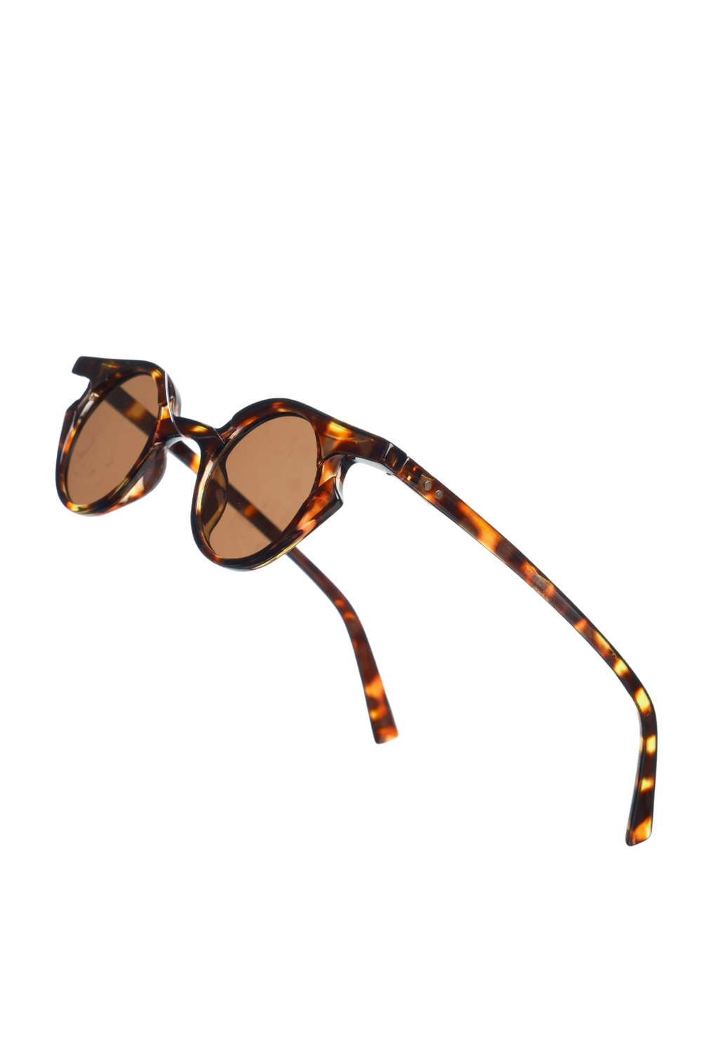 ROYAL EYEWEAR RE8822 LEOPAR UNİSEX GÜNEŞ GÖZLÜĞÜGözlükWATCHOFROYALRE8822ROYAL EYEWEAR RE8822 LEOPAR UNİSEX GÜNEŞ GÖZLÜĞÜ