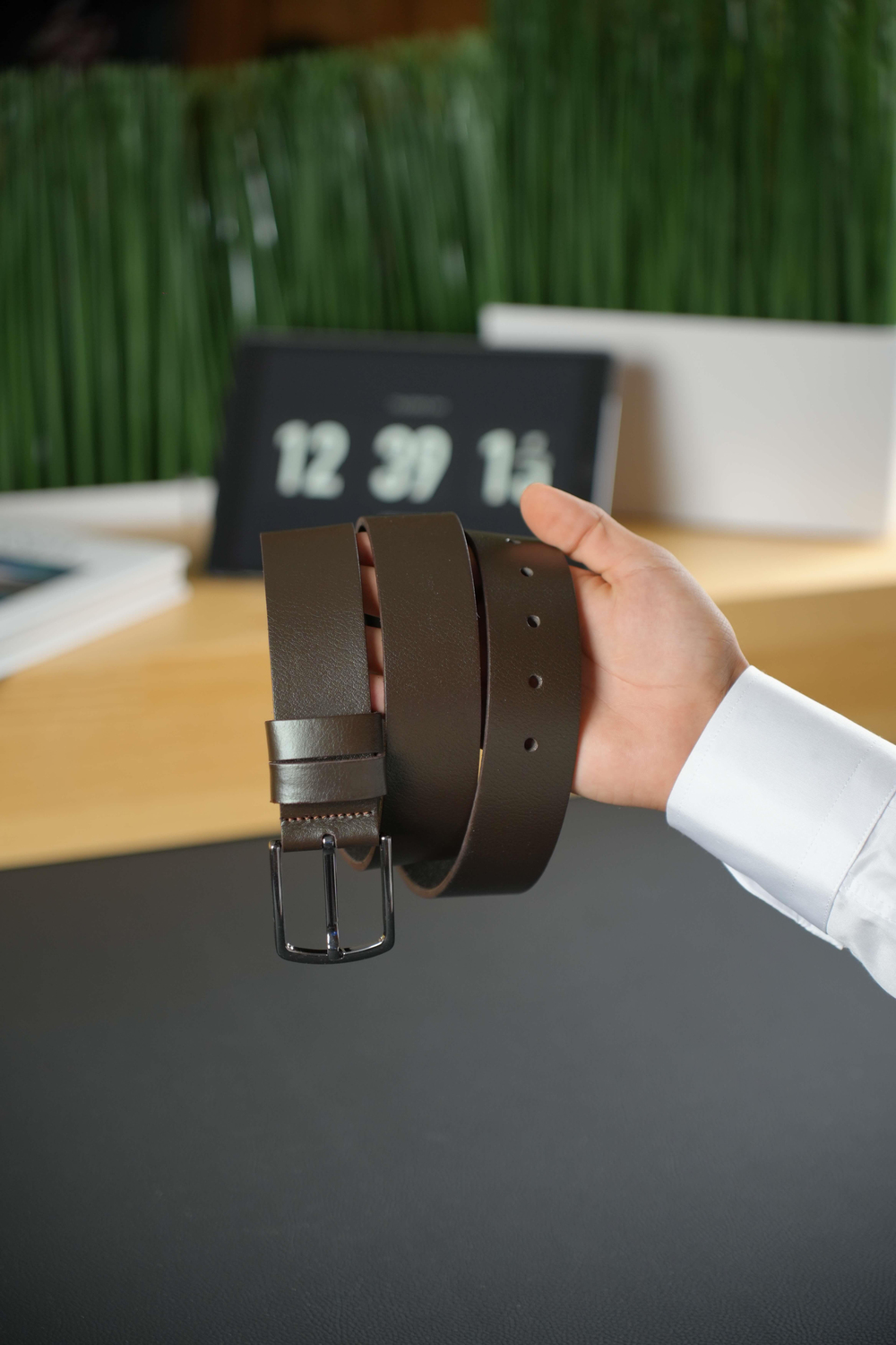 HAKİKİ DERİ KAHVERENGİ KEMER KemerWATCHOFROYALKEMERHAKİKİ DERİ KAHVERENGİ KEMER 