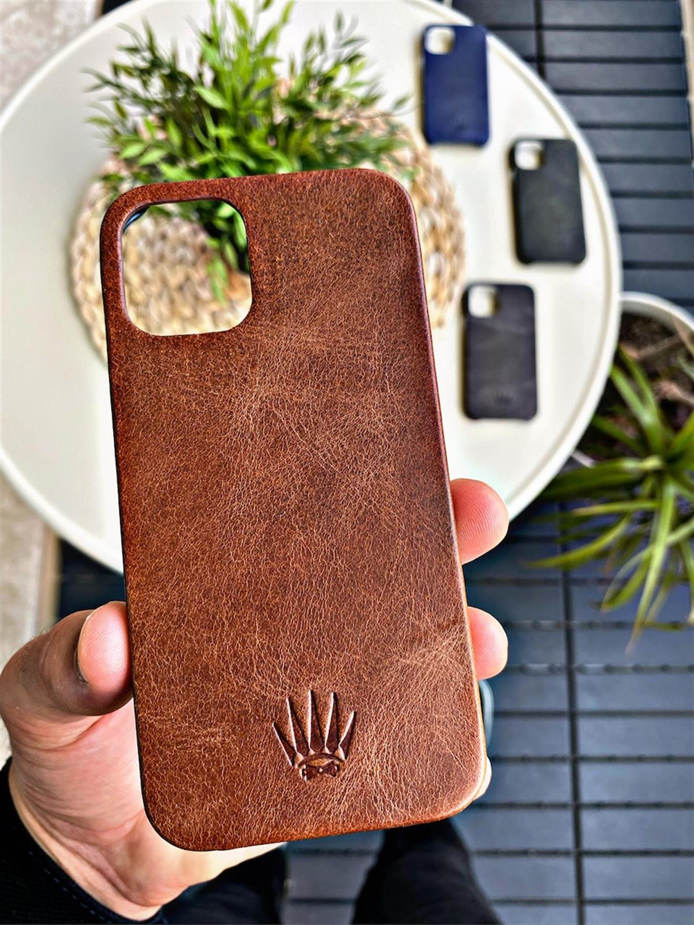 Hakiki Deri iPhone 12 Mini Tıguan Taba Kılıf Kadife İç Yüzey, Manyetik Özellikli