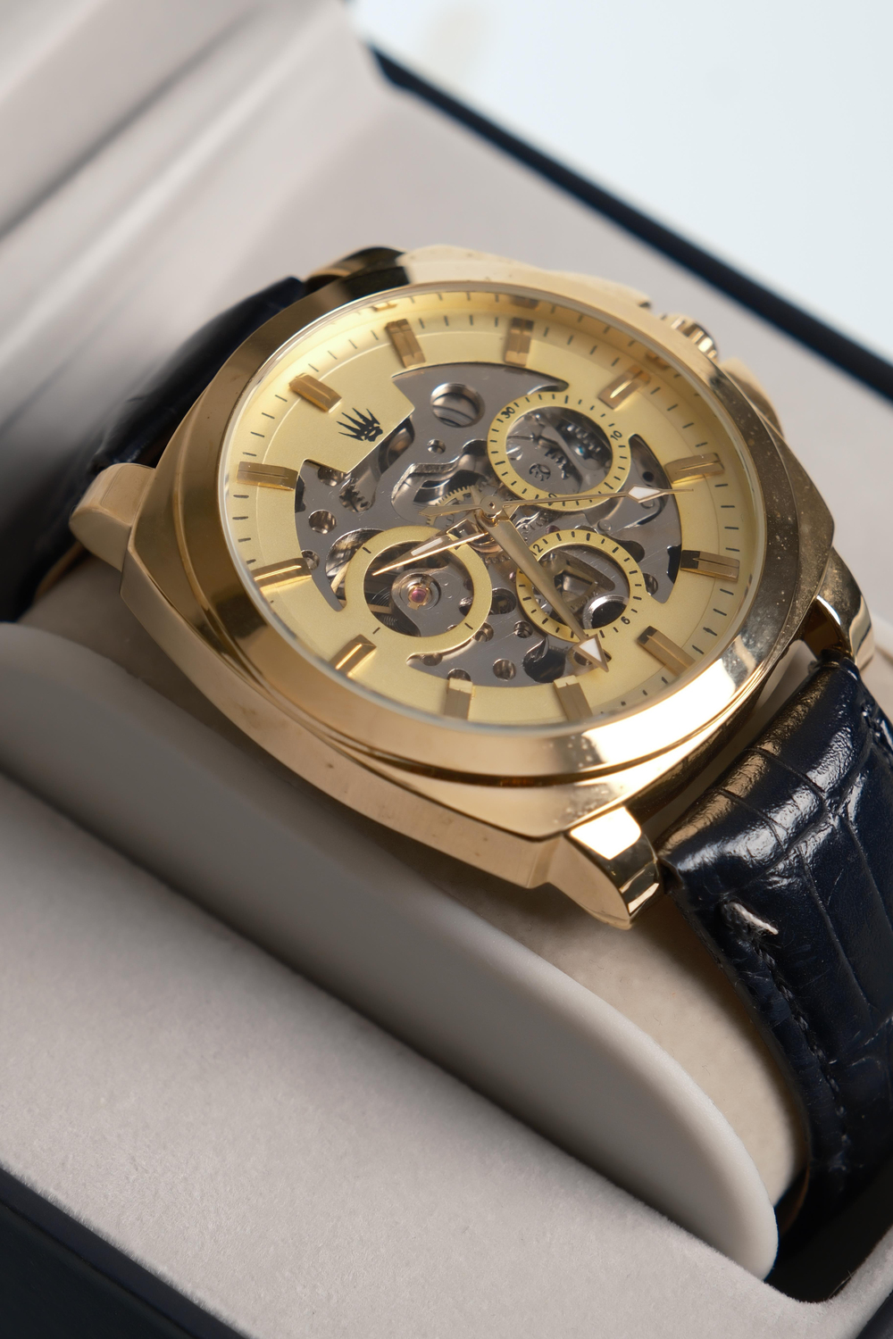 LUMINOR GOLD OTOMATİK KOL SAATİ