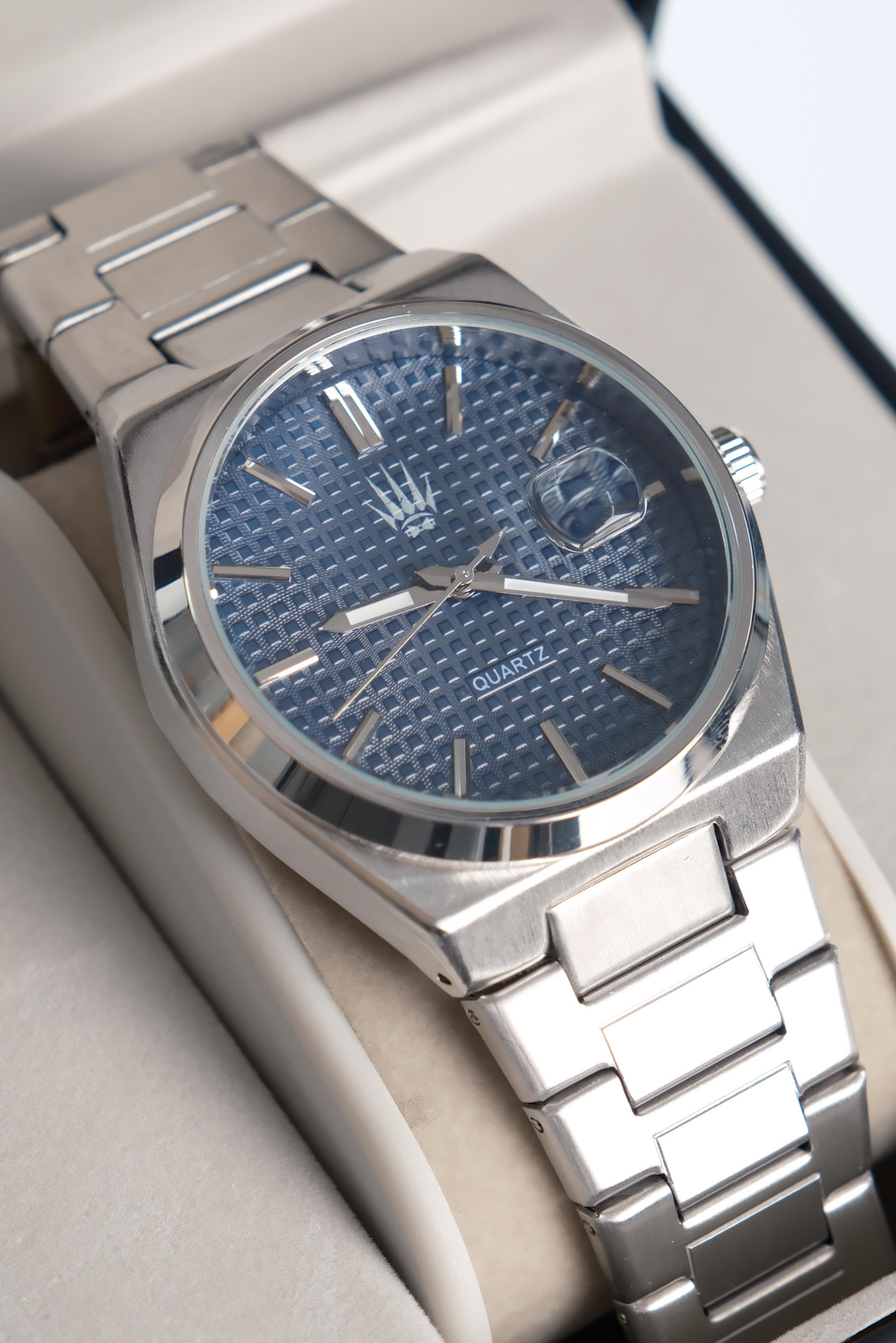 Vortex Silver Lacivert Çelik Kol Saati