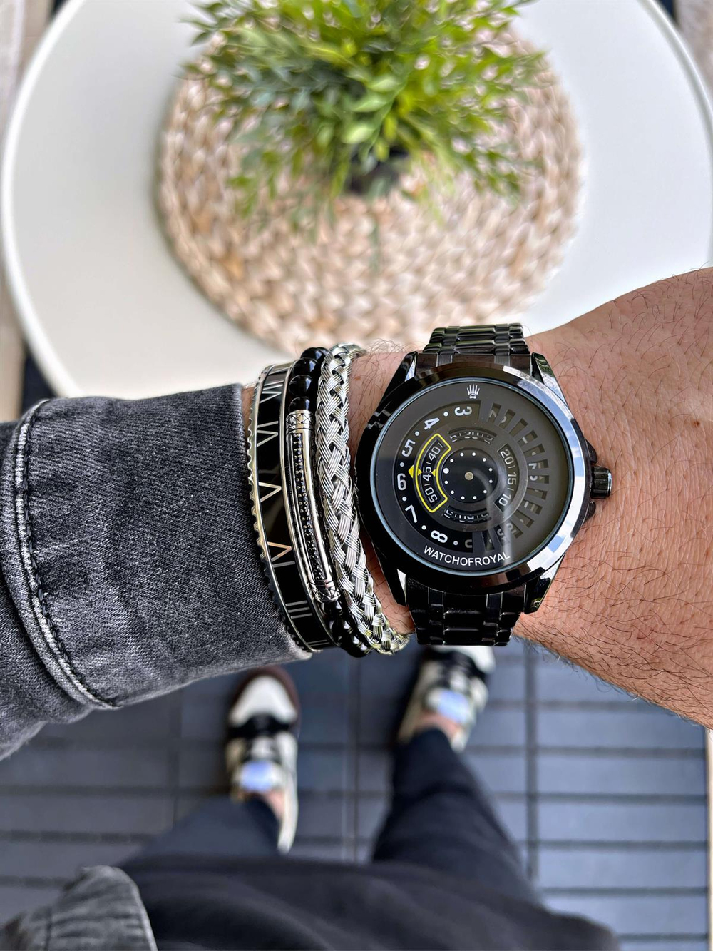 Çelik Kordonlu Sarı Siyah Unisex Kol Saati 316L Çelik Kasa, Hardlex Mineral Cam, 3ATM Speedmaster