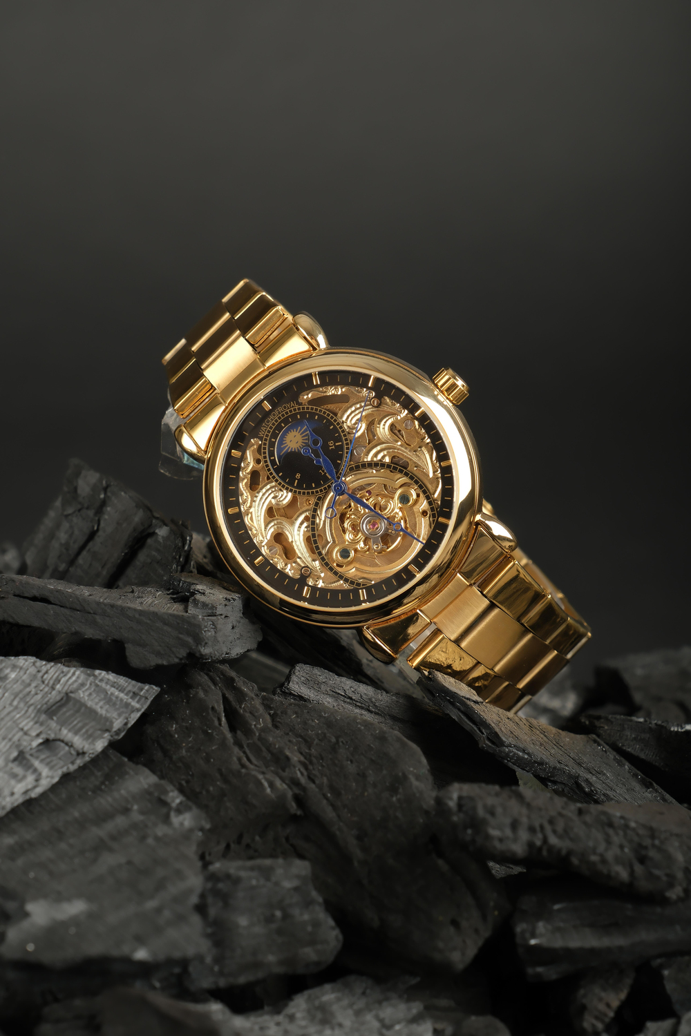 GENEVE TOURBILLON GOLD WATCH