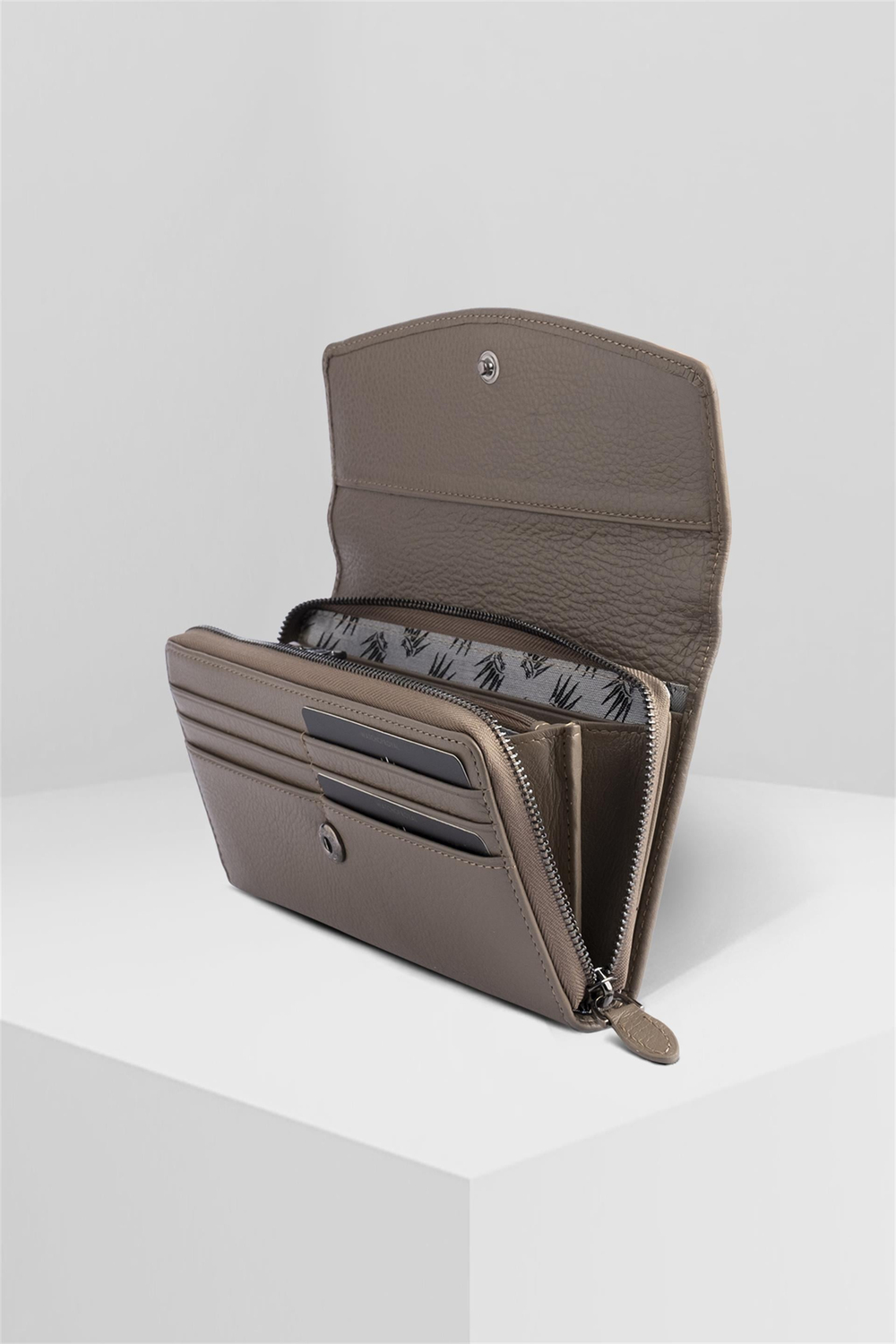 LOST VIZON GENUINE LEATHER PHONE WALLET