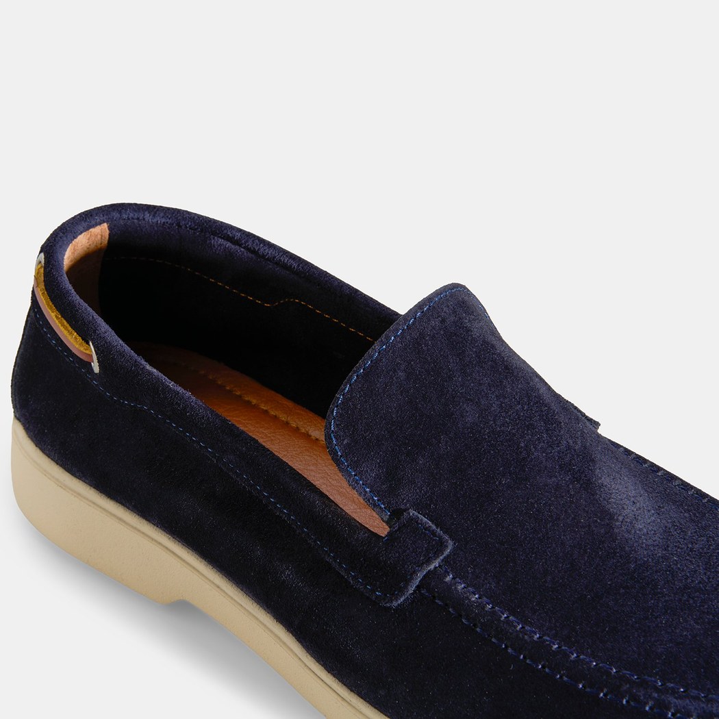 A-TRE2011 Erkek Günlük