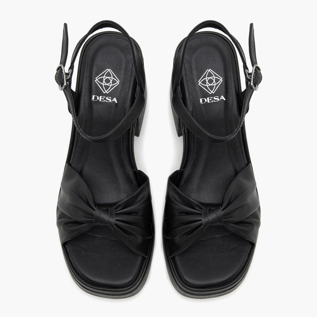 Bette Siyah Kadın Deri Sandalet