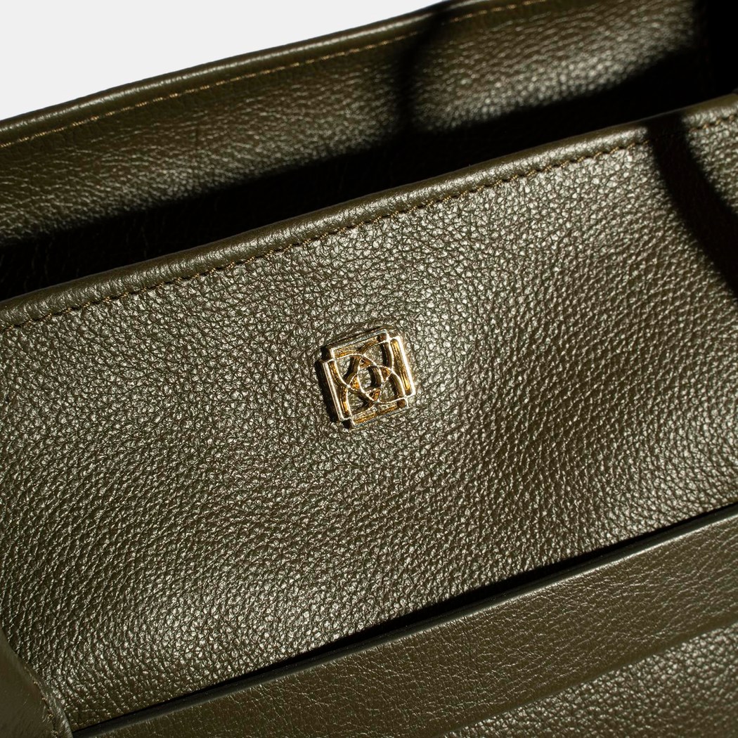 DE-12944 AW25 KADIN OMUZ ÇANTASI