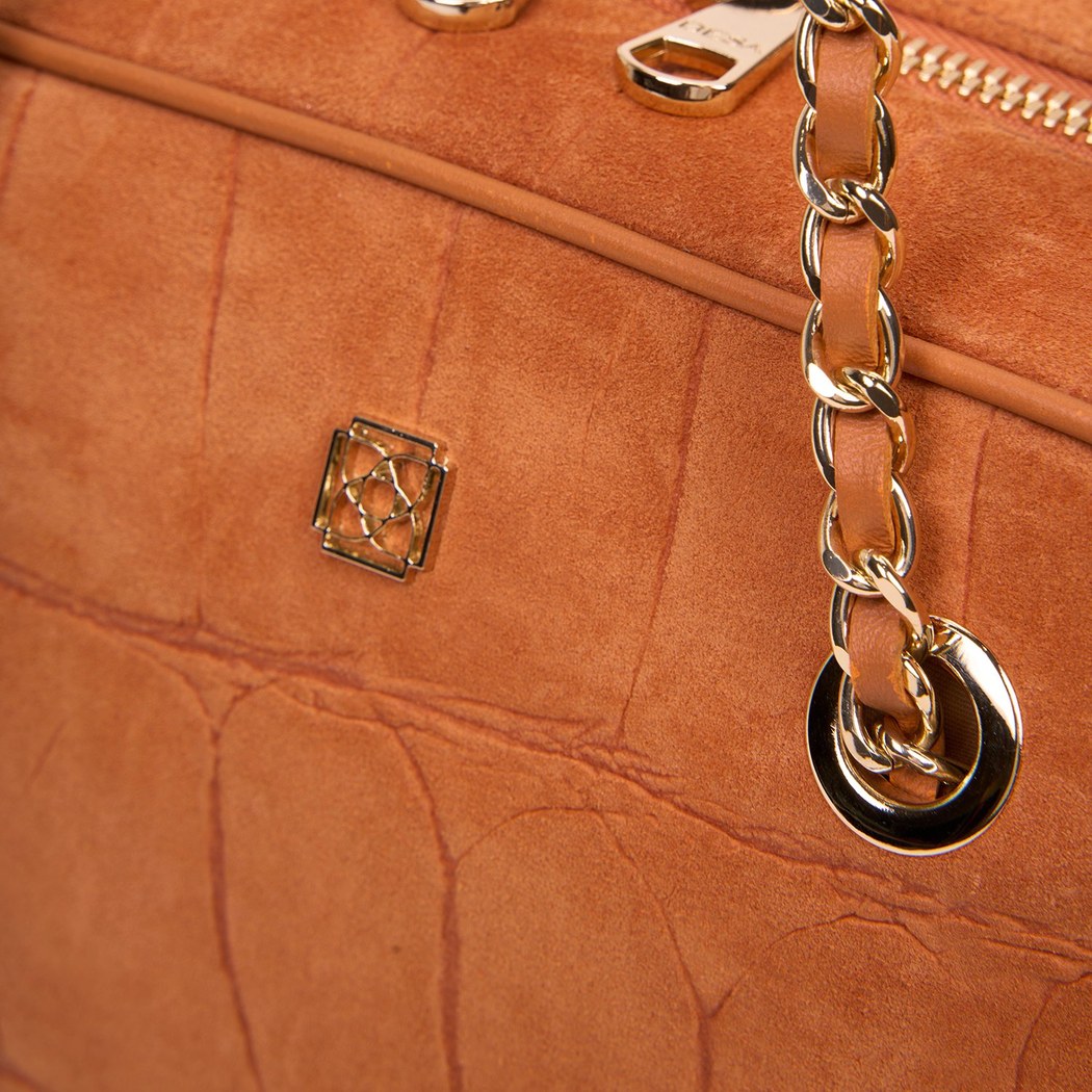 DE-13056 SS26 KADIN OMUZ ÇANTASI