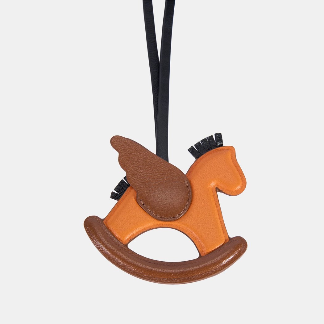 DP-4945 AW25 KADIN TAY CHARM