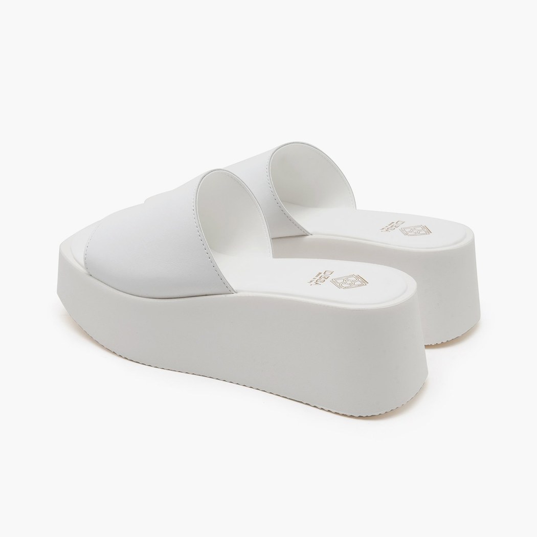 Edna Beyaz Kadın Deri Terlik