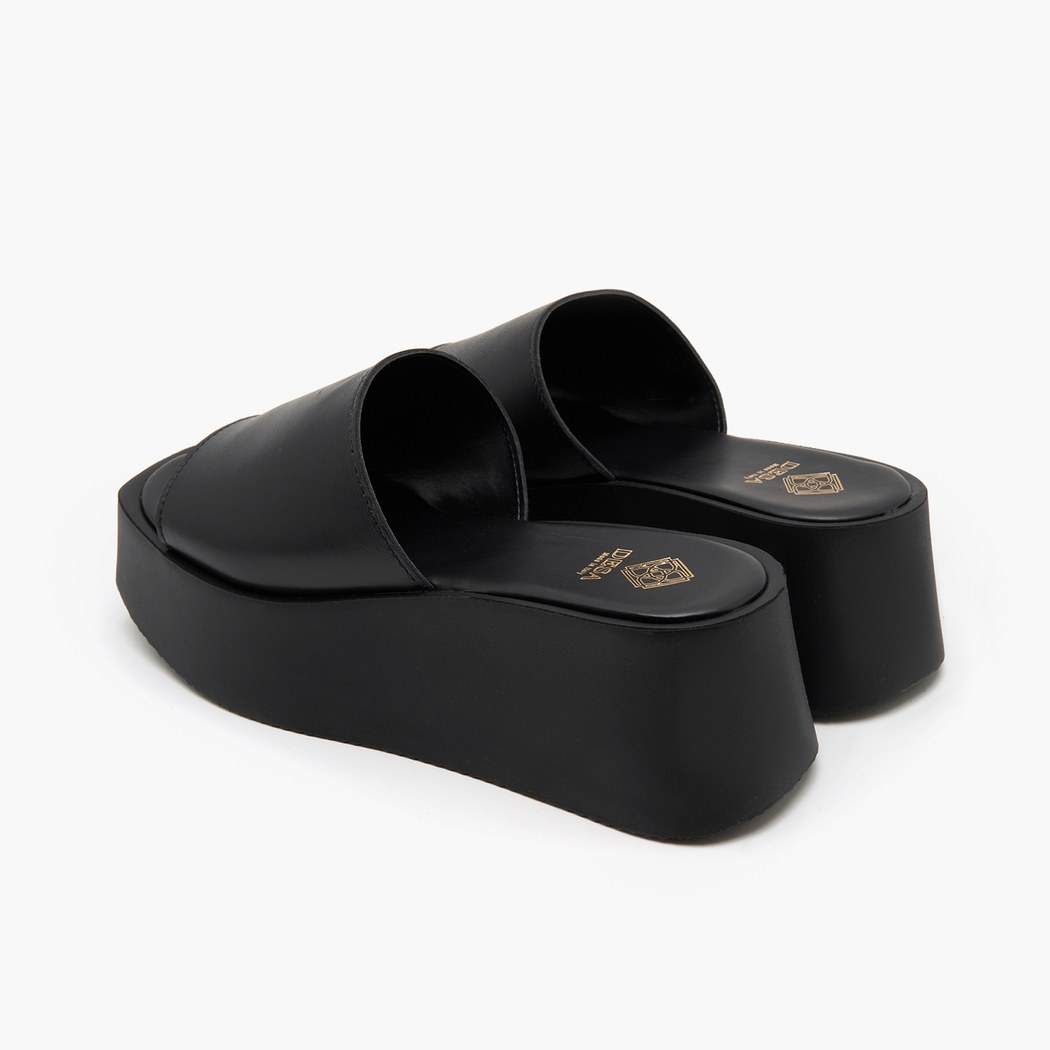 Edna Siyah Kadın Deri Terlik