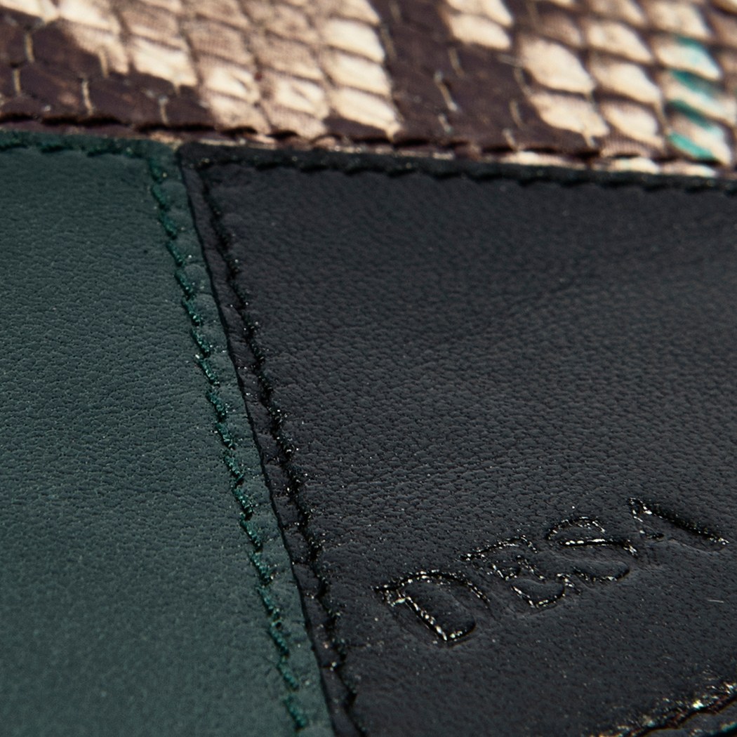 Eleena Kadın Piton Baskılı Deri Kartlık