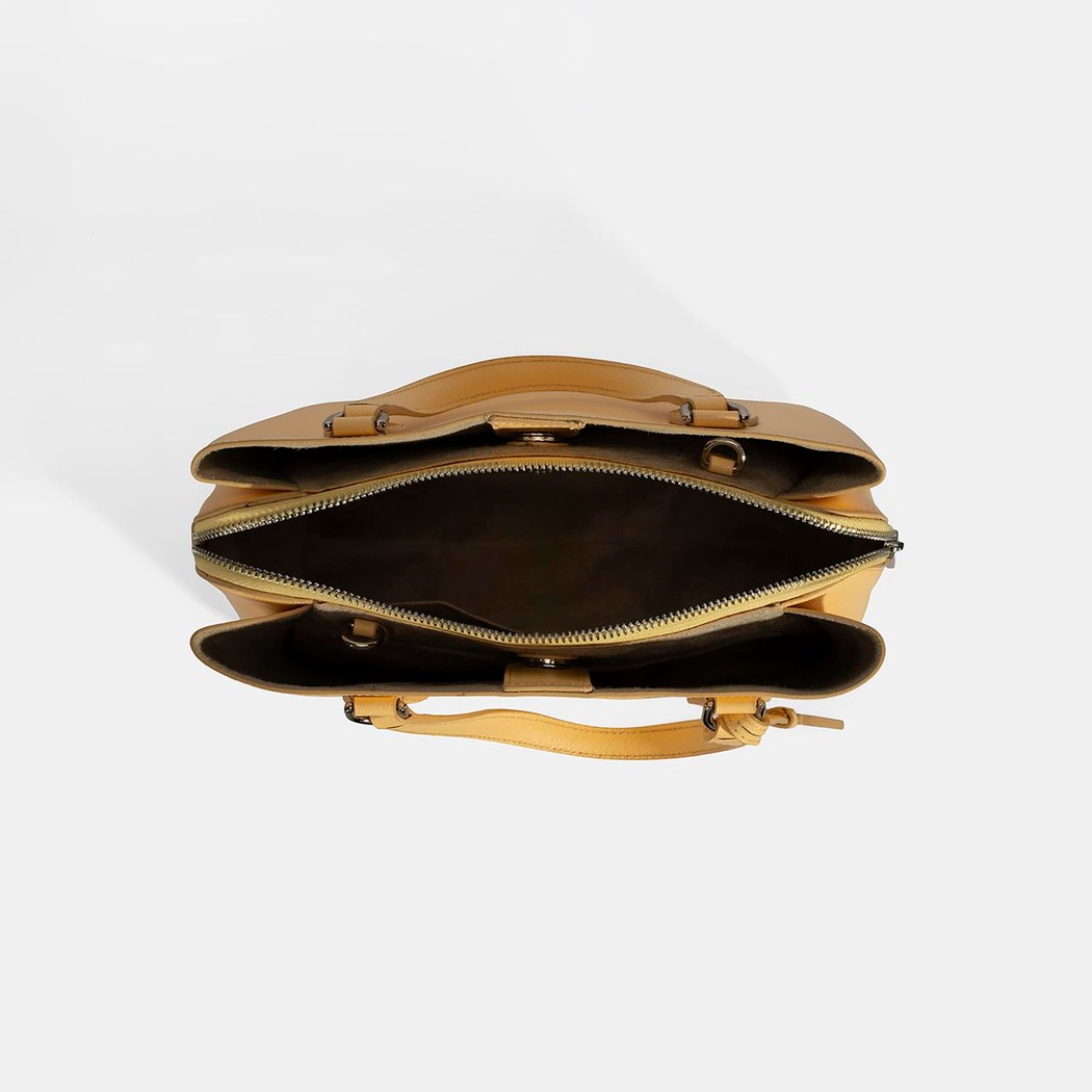 Emil Sarı Kadın Deri El Çantası