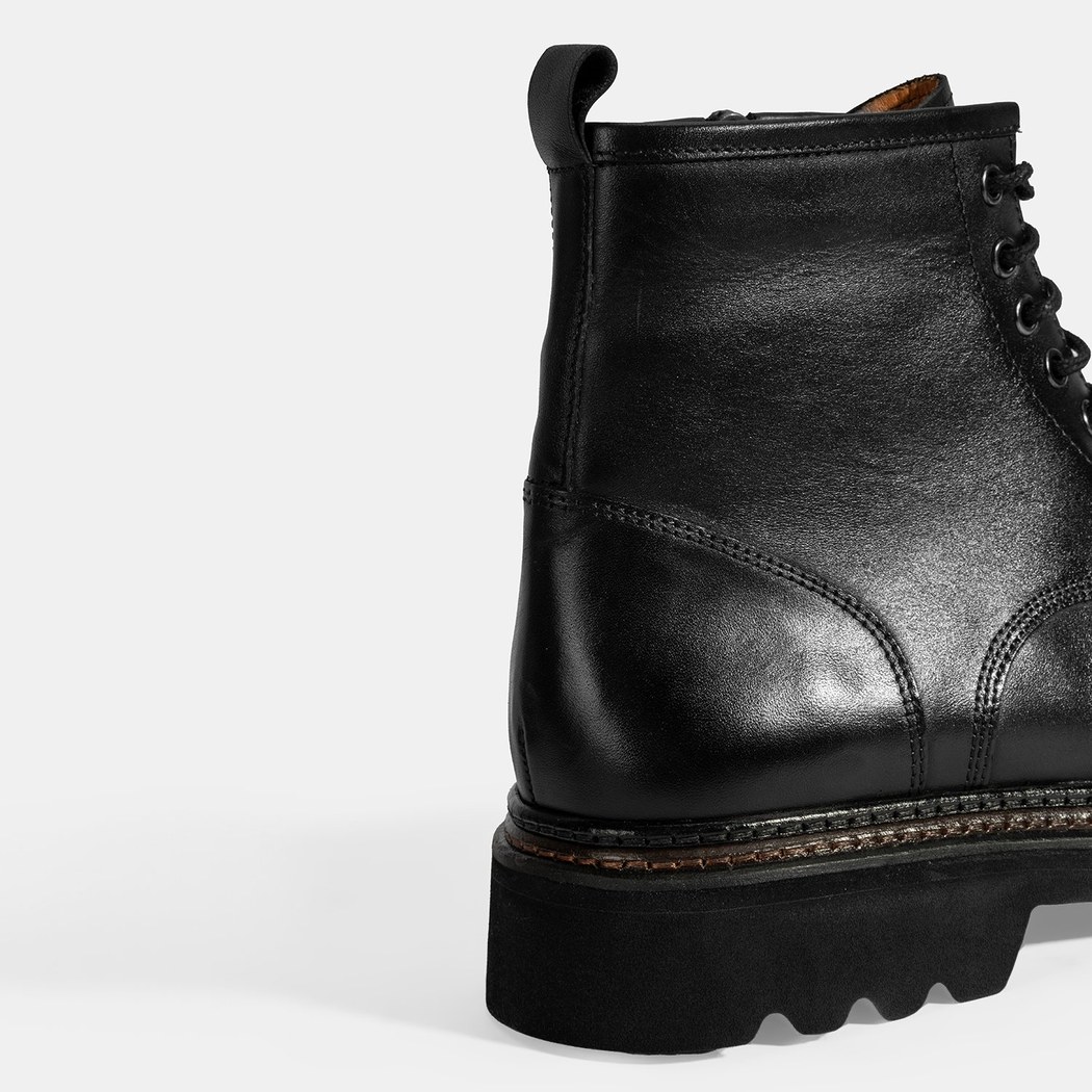 Erkek Siyah Bağcıklı Deri Postal Bot