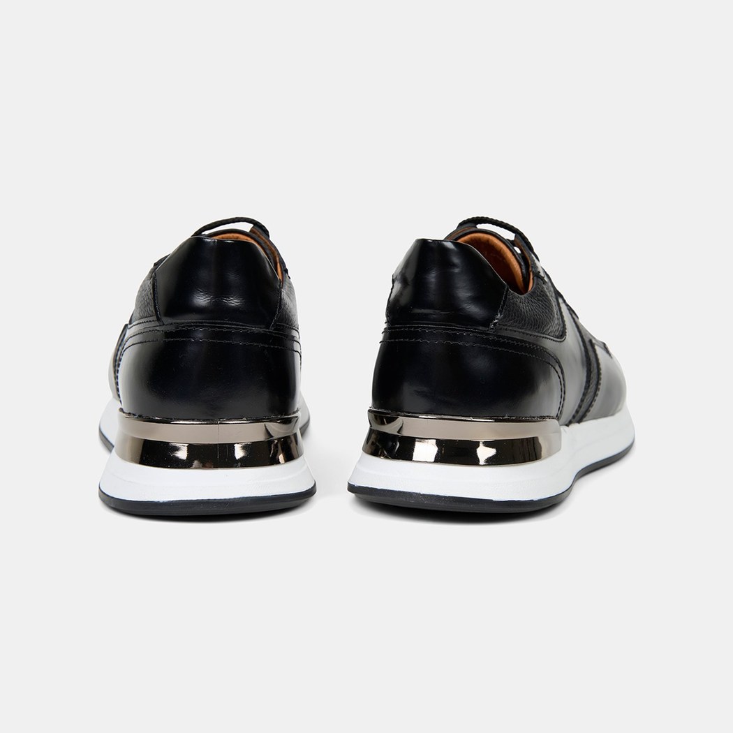 Erkek Siyah Metal Detaylı Deri Spor Ayakkabı